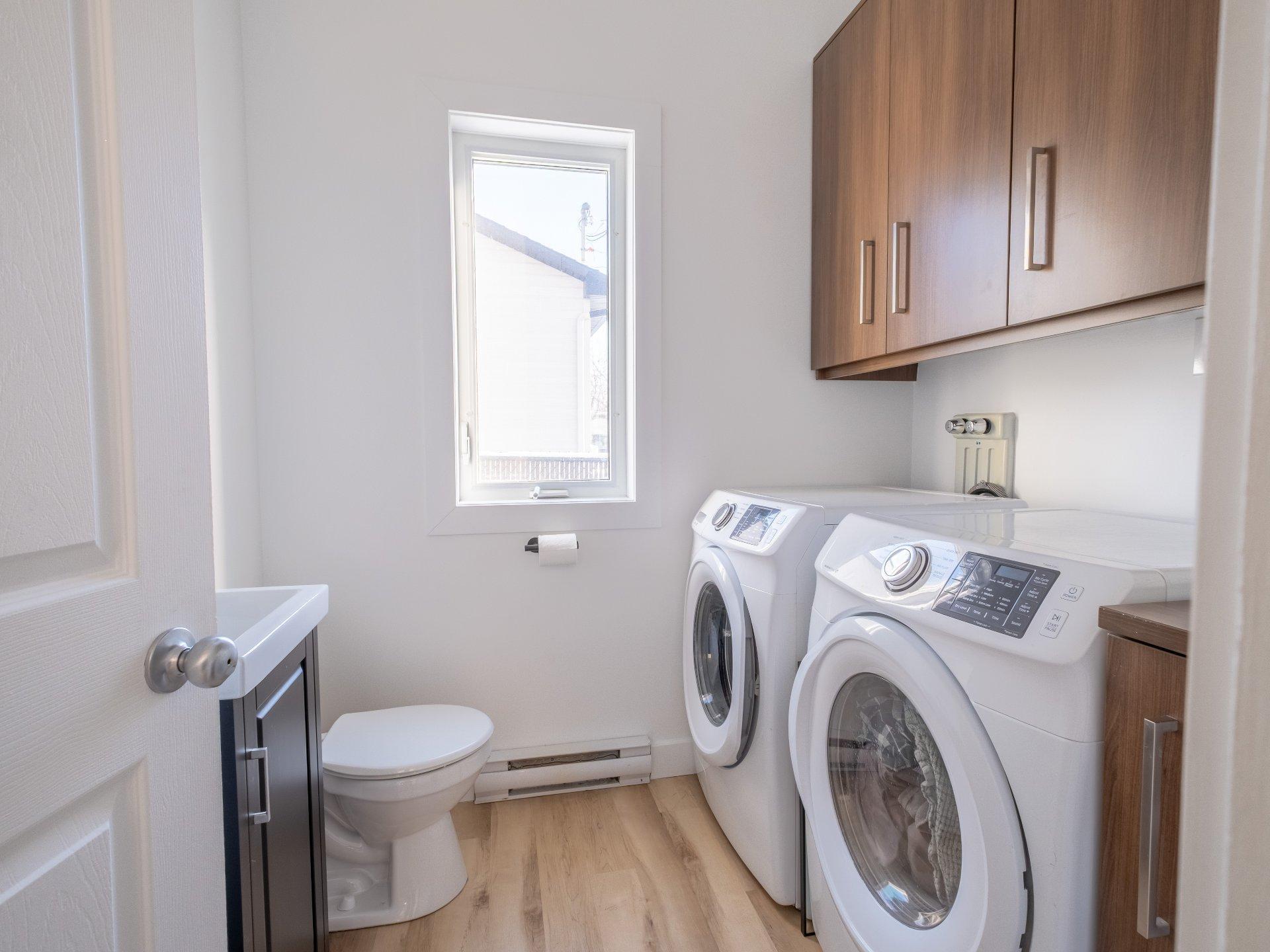 









108


Rue Joseph-Théberge

,
Saint-Mathias-sur-Richelieu,




QC
J3L6C5

