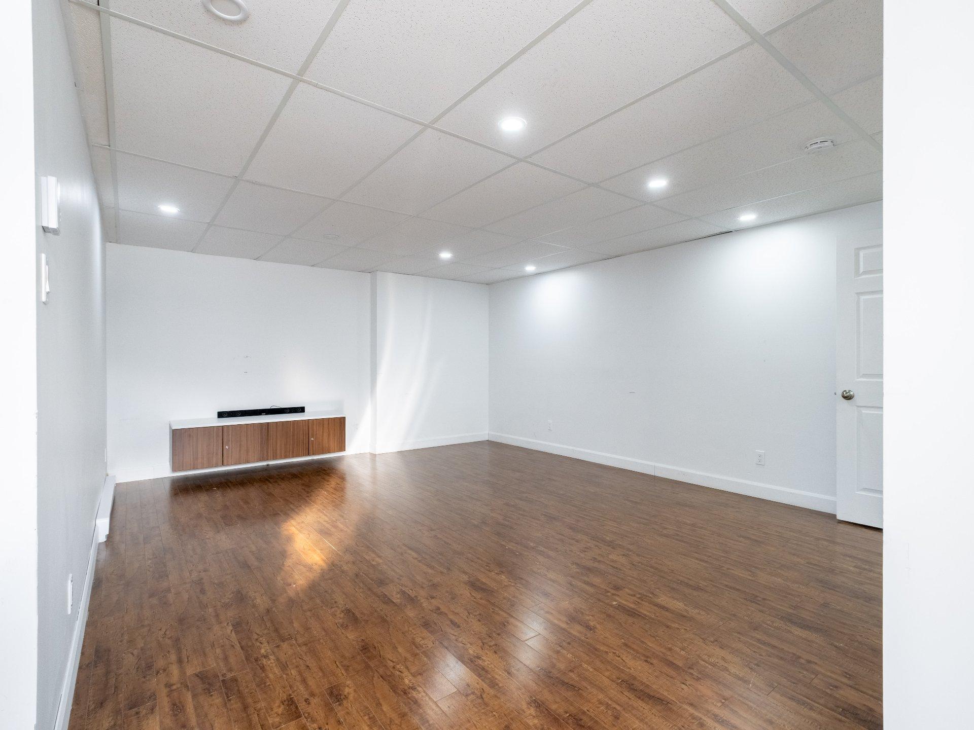 









108


Rue Joseph-Théberge

,
Saint-Mathias-sur-Richelieu,




QC
J3L6C5

