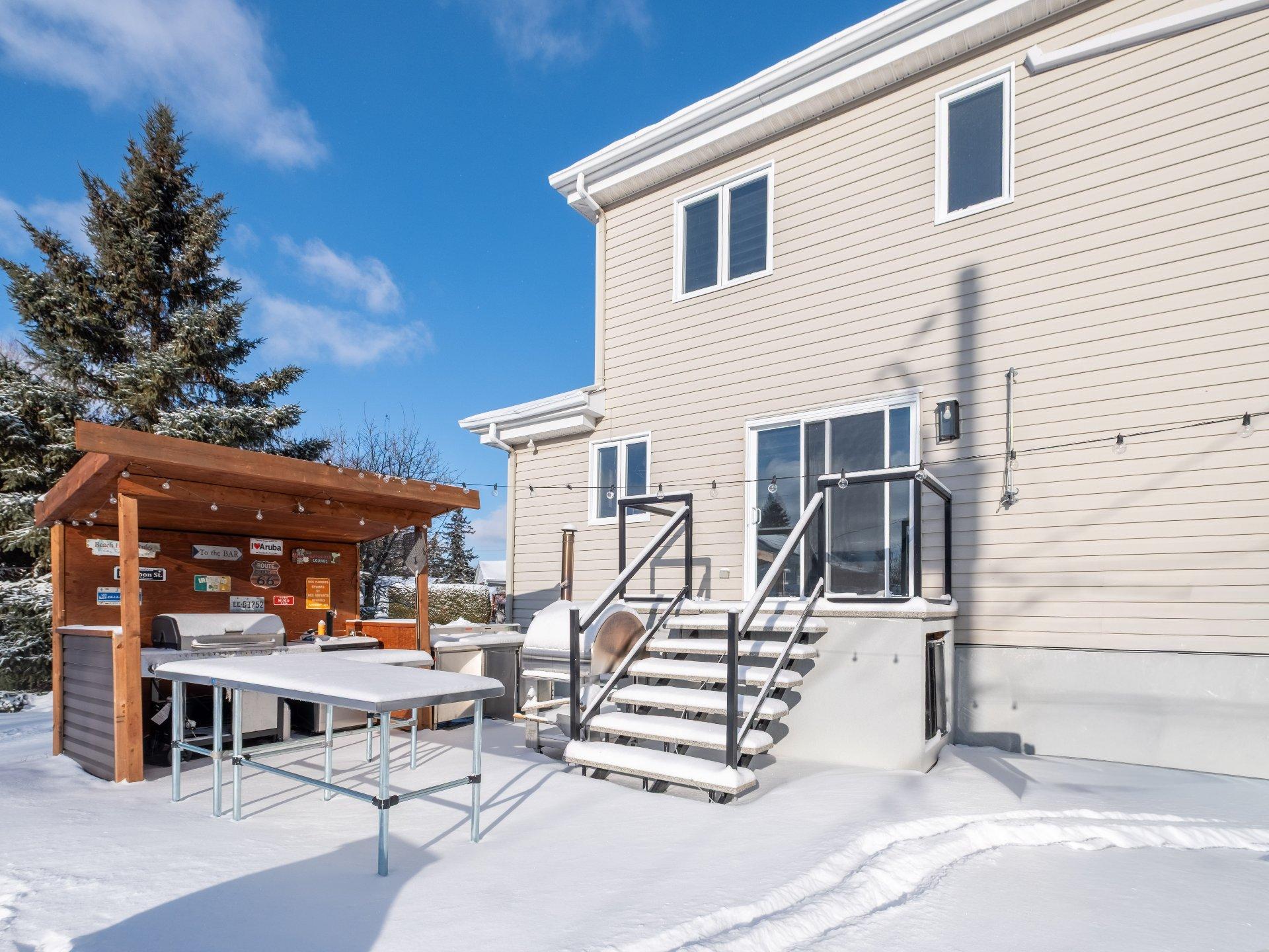 









108


Rue Joseph-Théberge

,
Saint-Mathias-sur-Richelieu,




QC
J3L6C5

