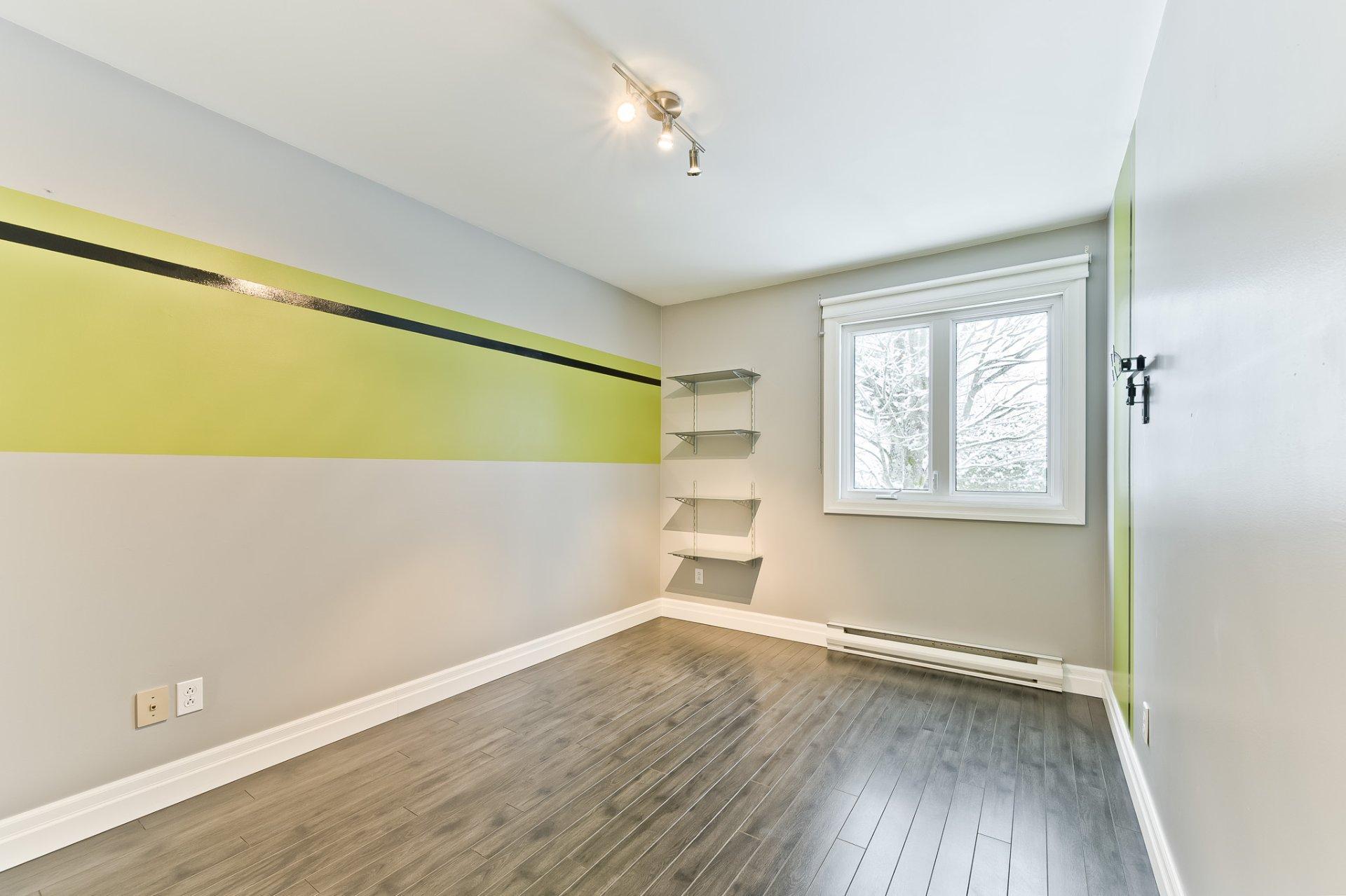 









992


Rue du Sieur-d'iberville

,
Sherbrooke (Les Nations),




QC
J1H6B8

