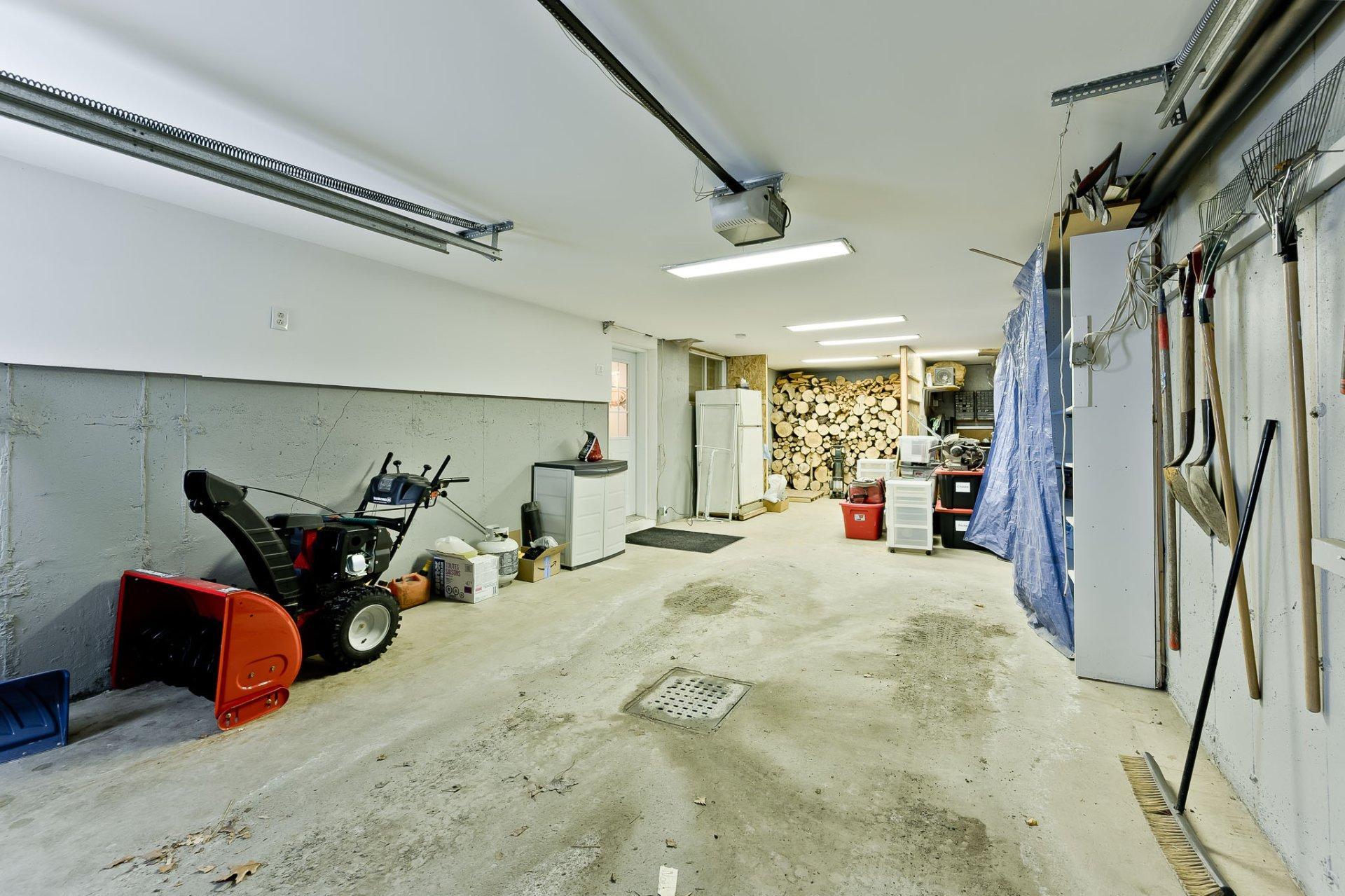 









992


Rue du Sieur-d'iberville

,
Sherbrooke (Les Nations),




QC
J1H6B8

