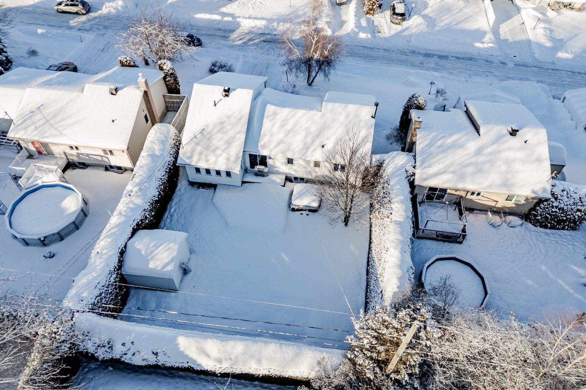 









992


Rue du Sieur-d'iberville

,
Sherbrooke (Les Nations),




QC
J1H6B8

