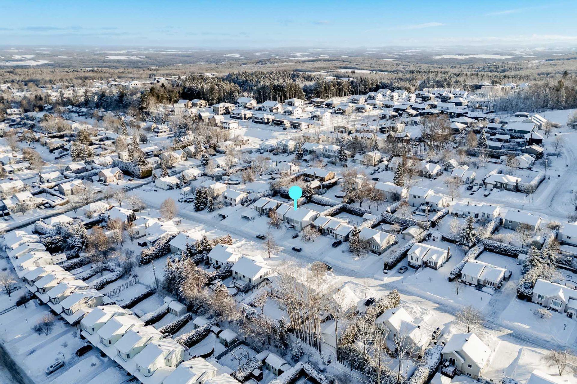 









992


Rue du Sieur-d'iberville

,
Sherbrooke (Les Nations),




QC
J1H6B8

