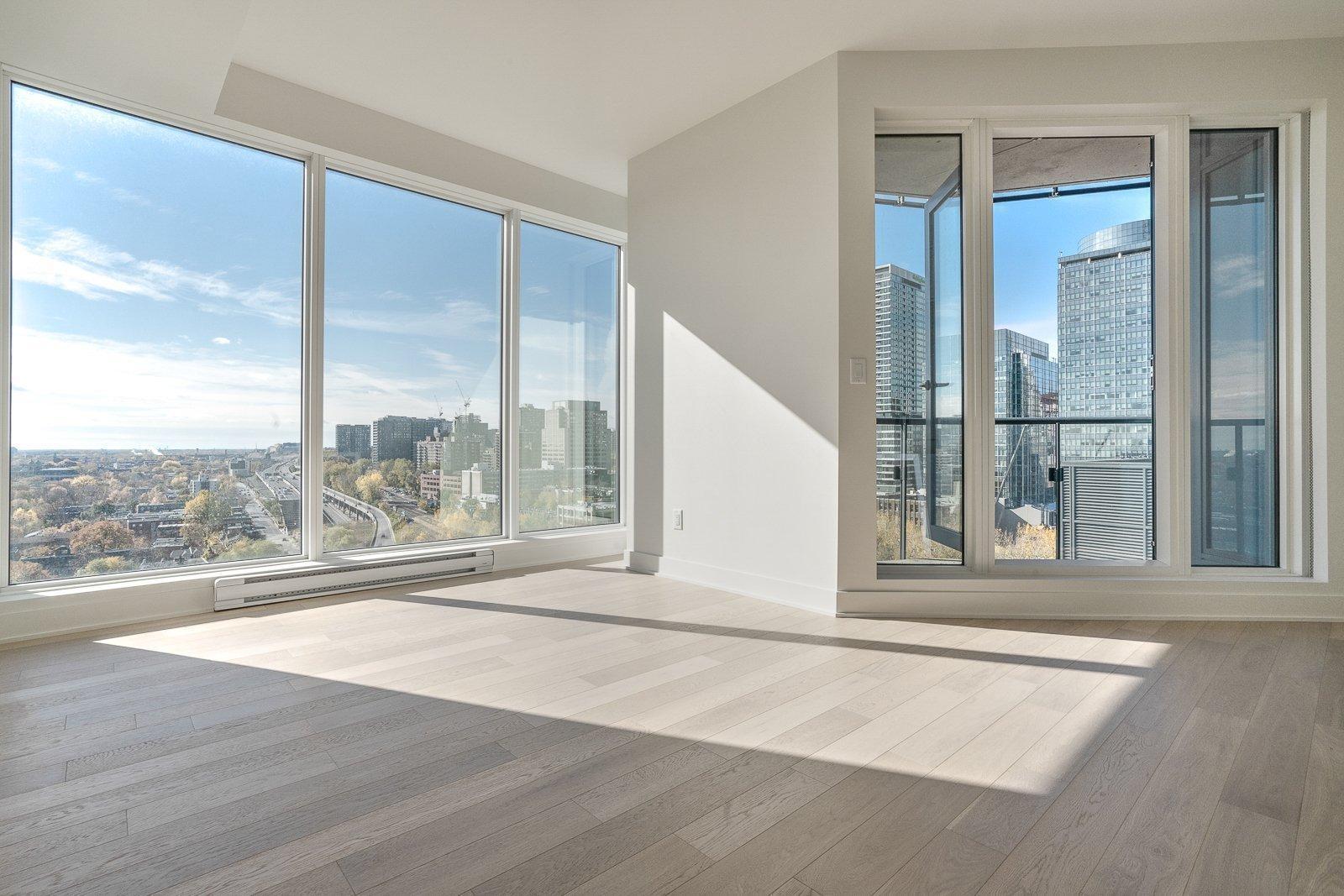 









1288


Rue St-Antoine O.

, 713,
Montréal (Ville-Marie),




QC
H3C0X6

