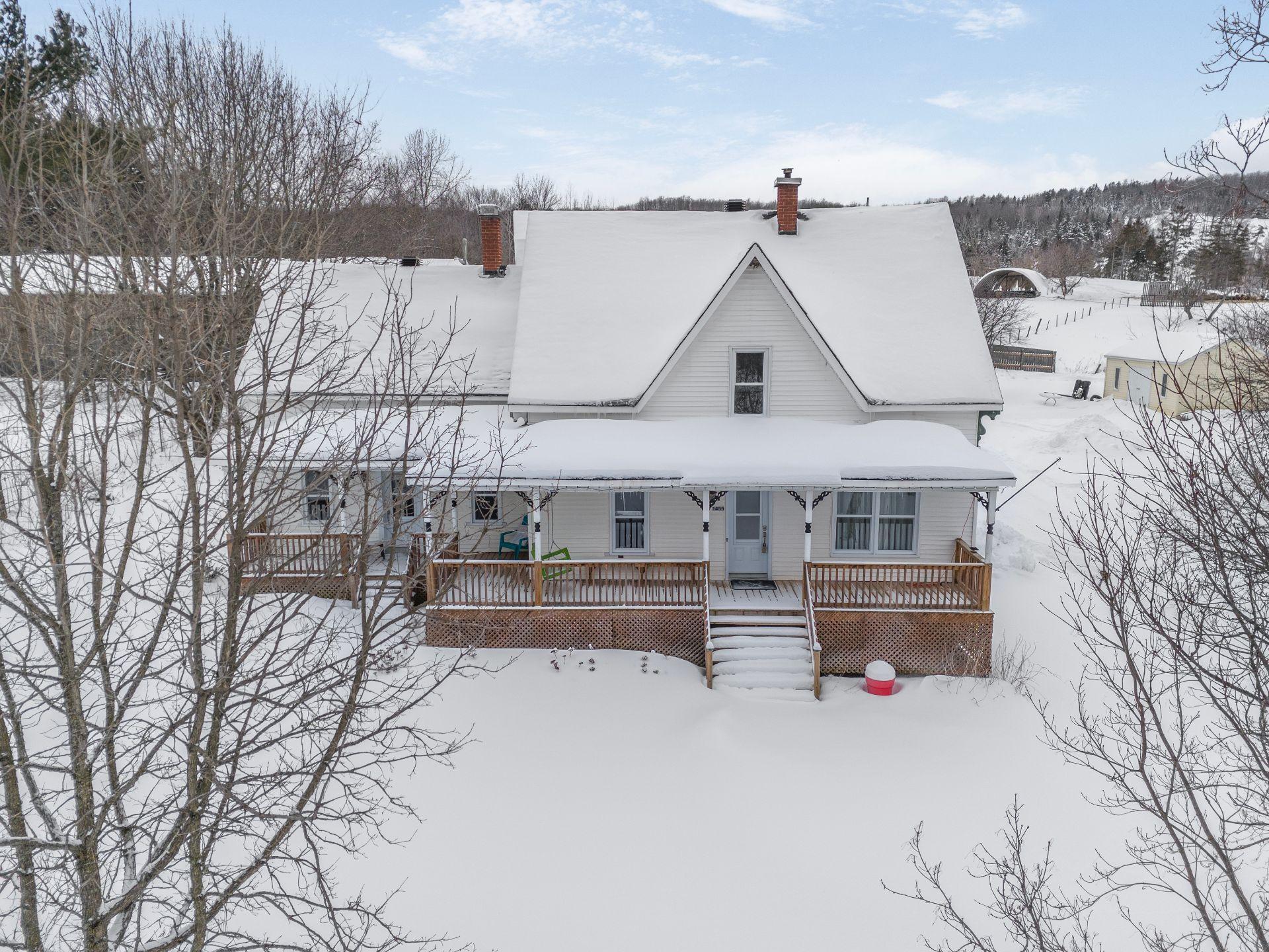 









1455


Ch. Favreau

,
Sainte-Edwidge-de-Clifton,




QC
J0B2R0

