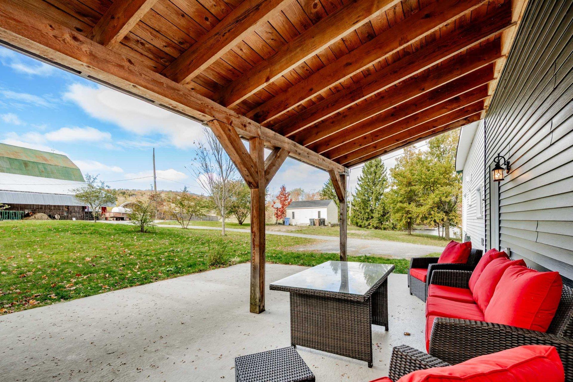 









1455


Ch. Favreau

,
Sainte-Edwidge-de-Clifton,




QC
J0B2R0

