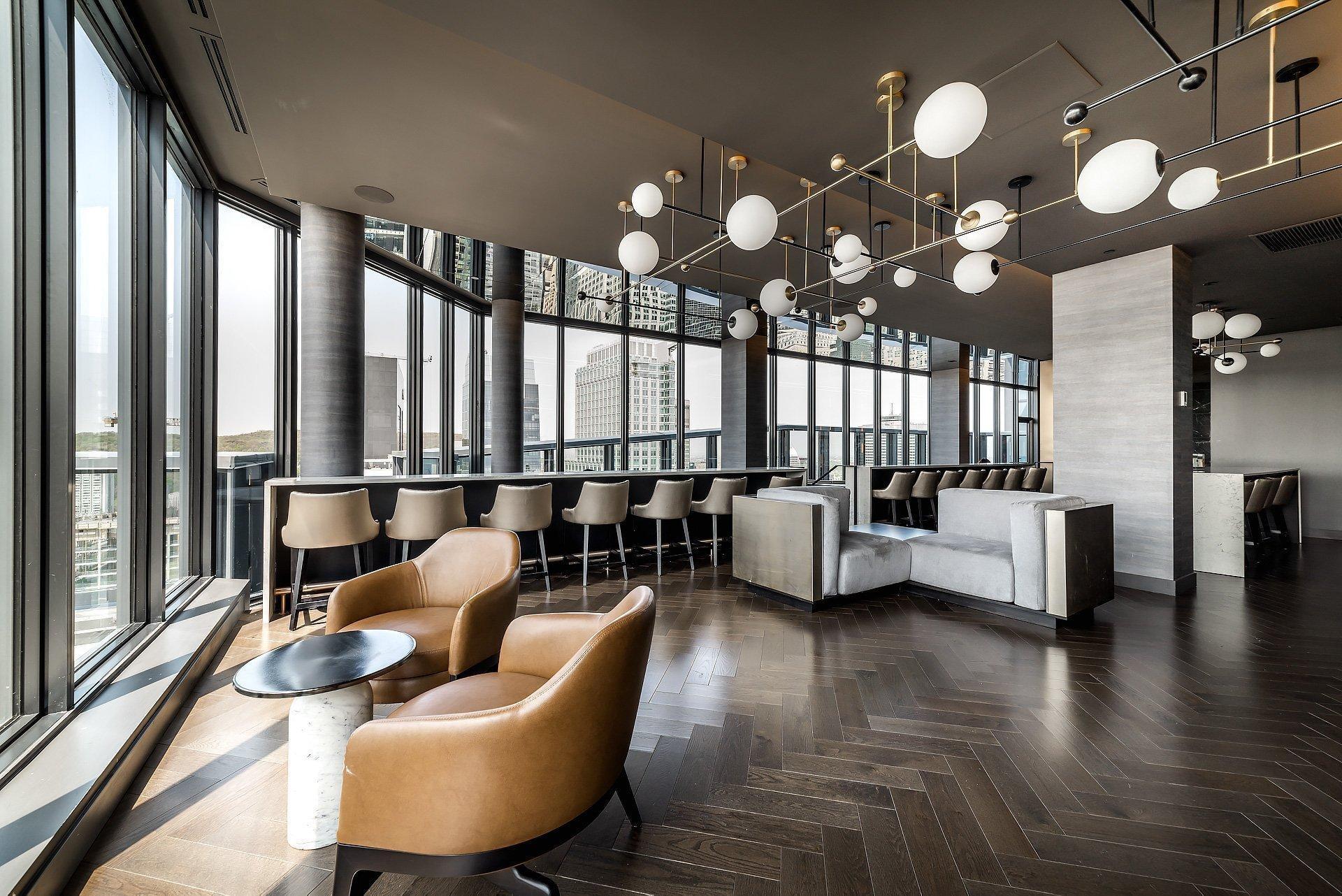 









1288


Rue St-Antoine O.

, 507,
Montréal (Ville-Marie),




QC
H3C0X6

