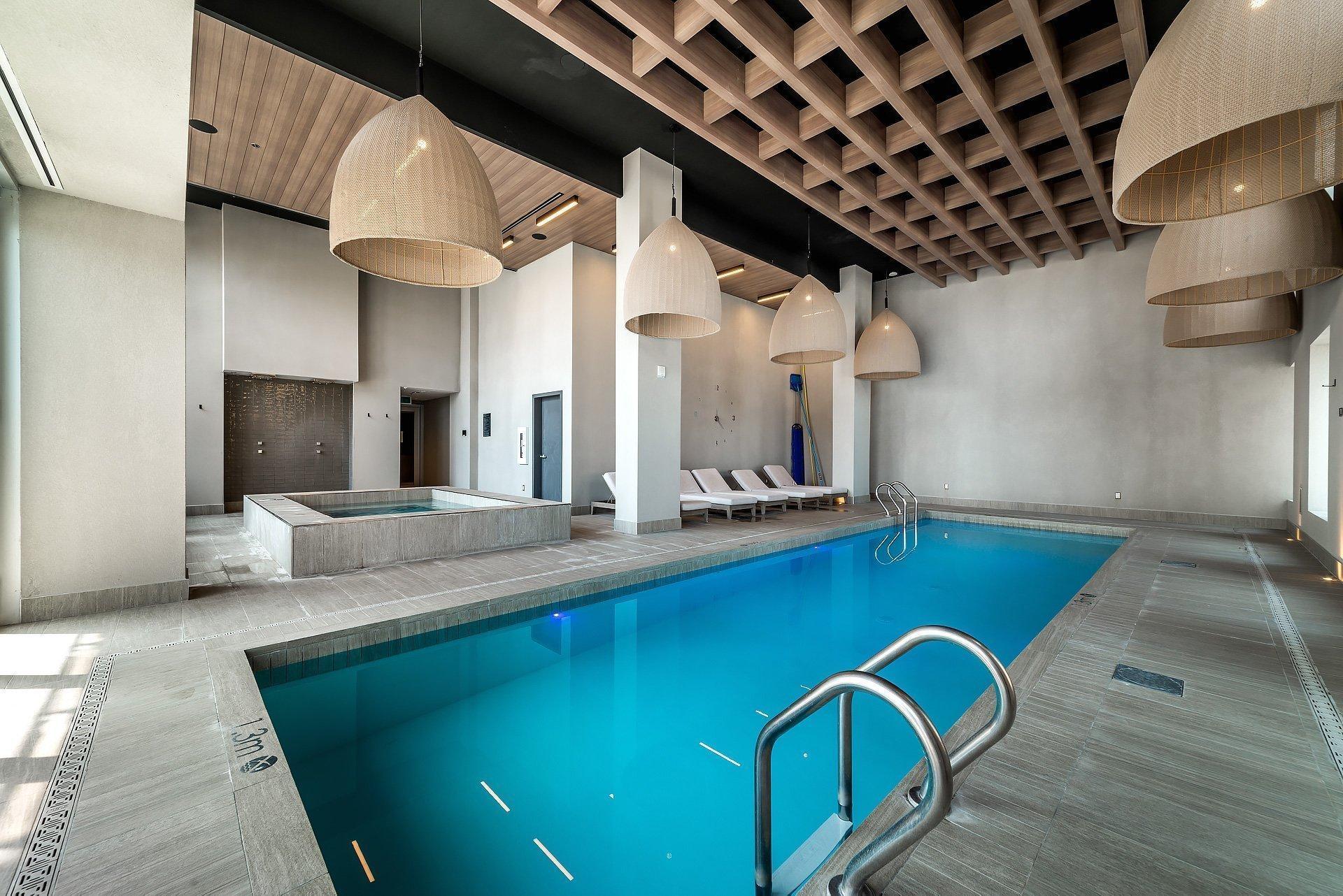 









1288


Rue St-Antoine O.

, 507,
Montréal (Ville-Marie),




QC
H3C0X6

