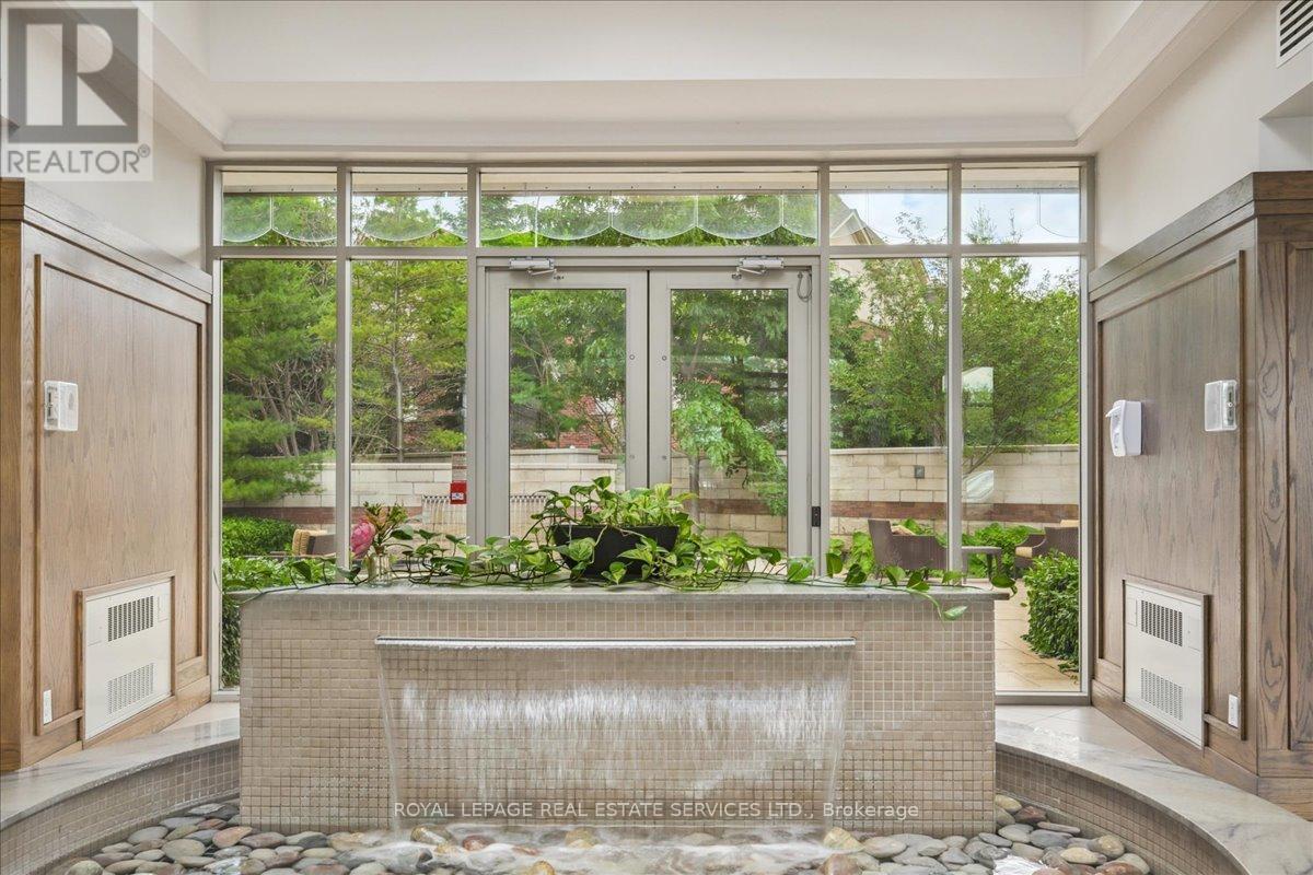 












802 - 2379 CENTRAL PARK DRIVE

,
Oakville,




Ontario
L6H0E3

