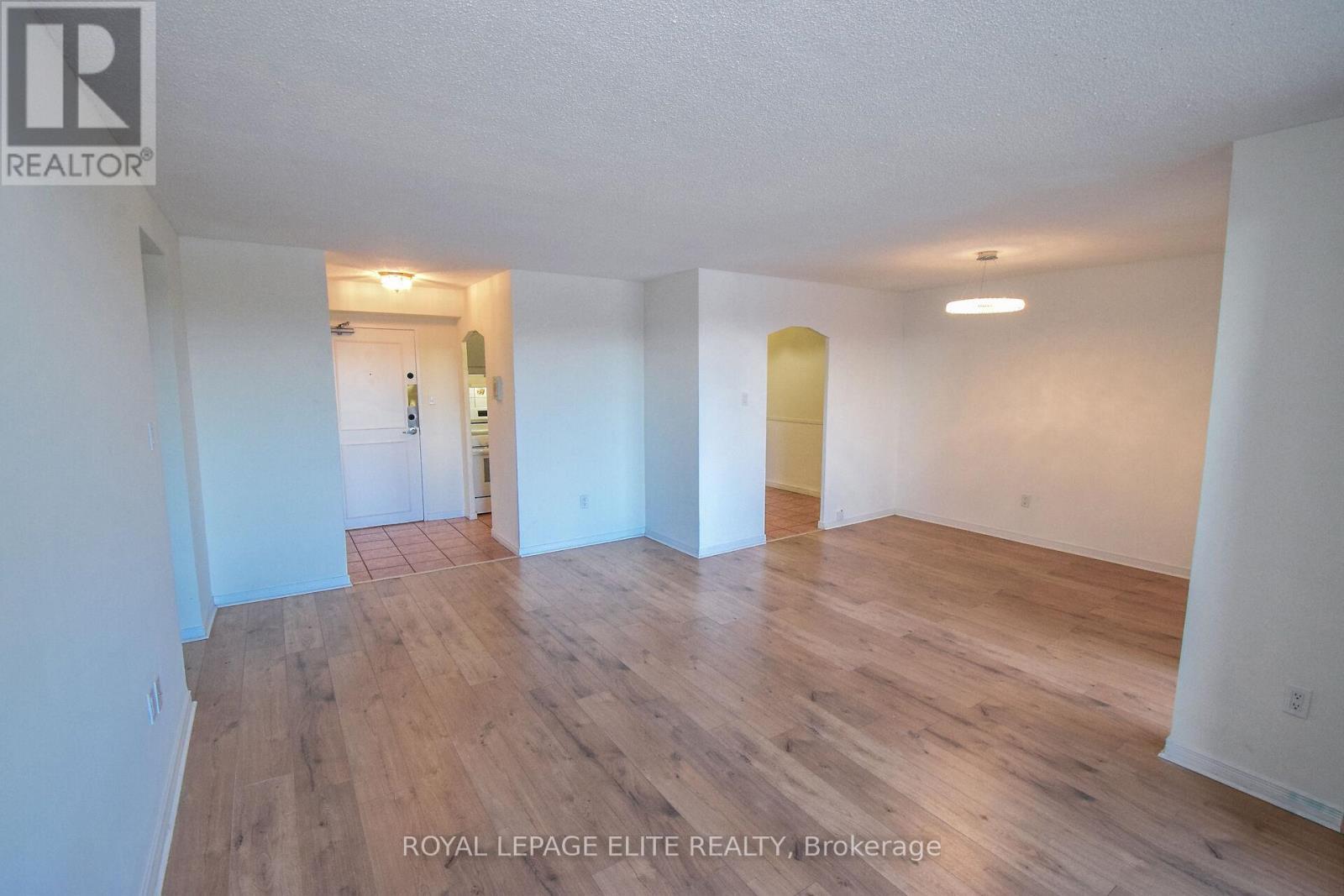 












302 - 362 THE EAST MALL W

,
Toronto,




Ontario
M9B6C4

