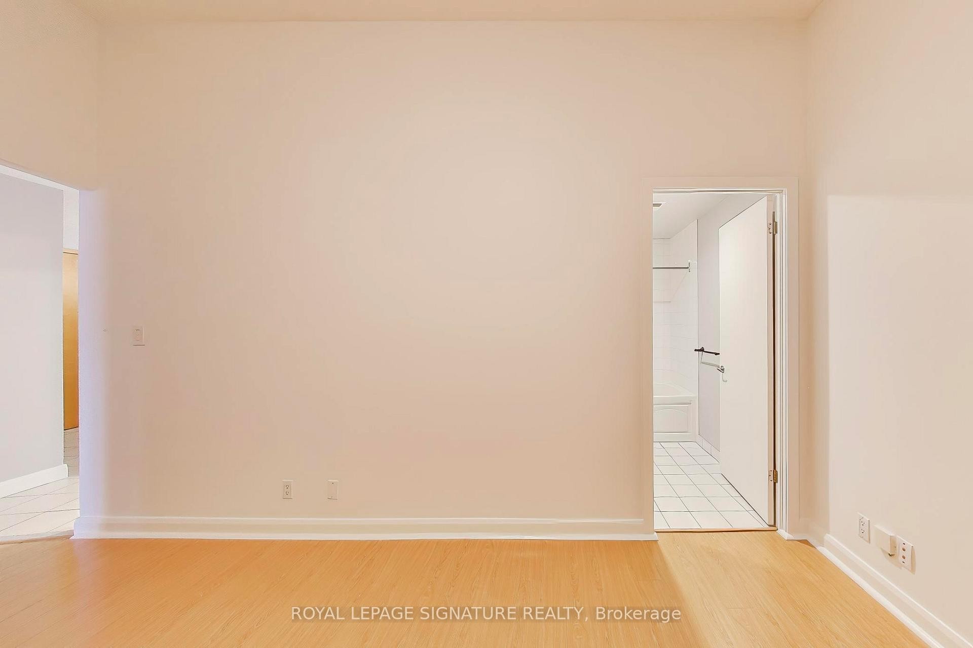 









700


King

Street West, 801,
Toronto,




ON
M5V 2Y6

