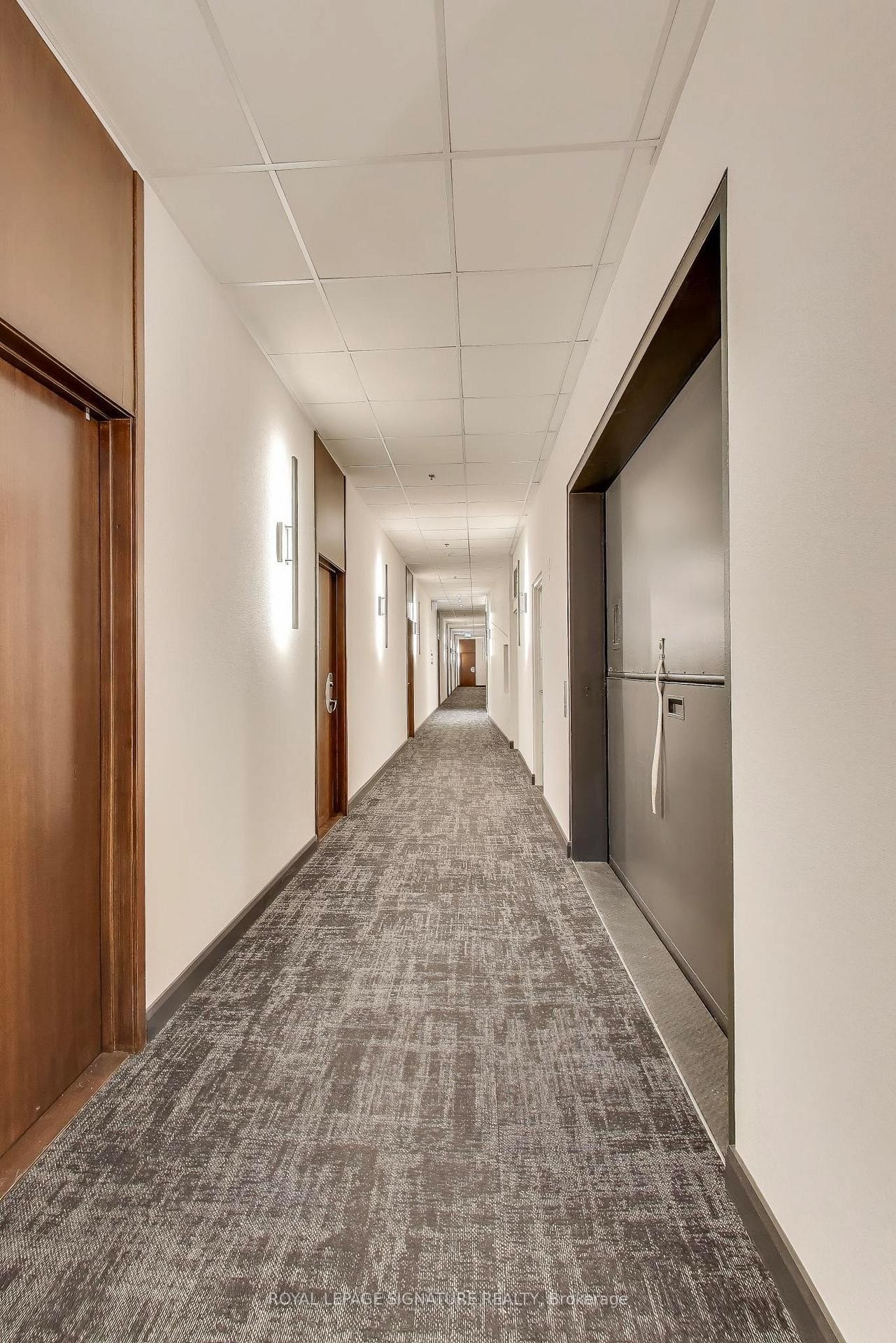 









700


King

Street West, 801,
Toronto,




ON
M5V 2Y6

