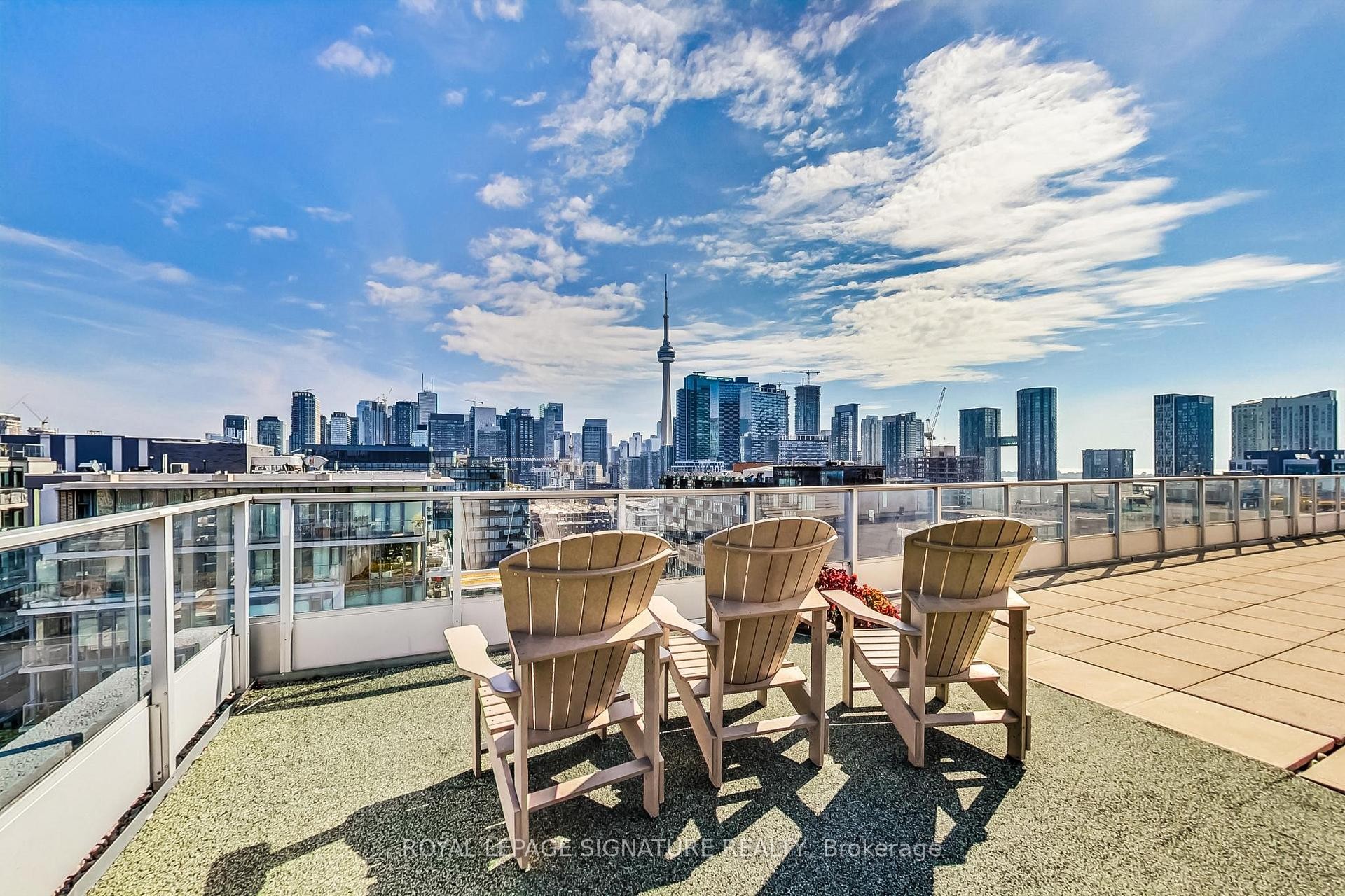 









700


King

Street West, 801,
Toronto,




ON
M5V 2Y6

