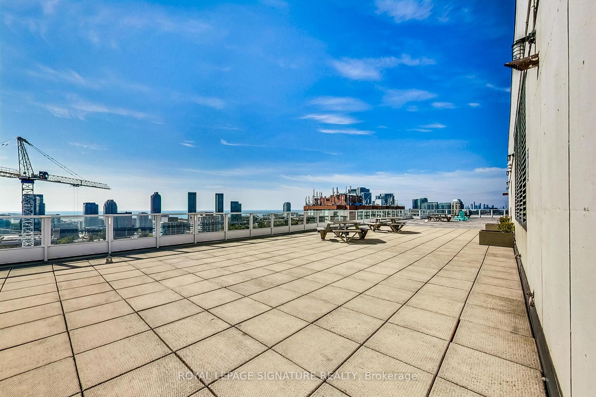 









700


King

Street West, 801,
Toronto,




ON
M5V 2Y6

