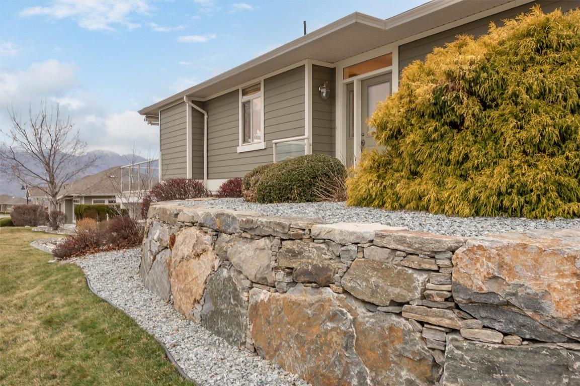 









4035


Gellatly

Road, 135,
West Kelowna,




BC
V4T 1R7

