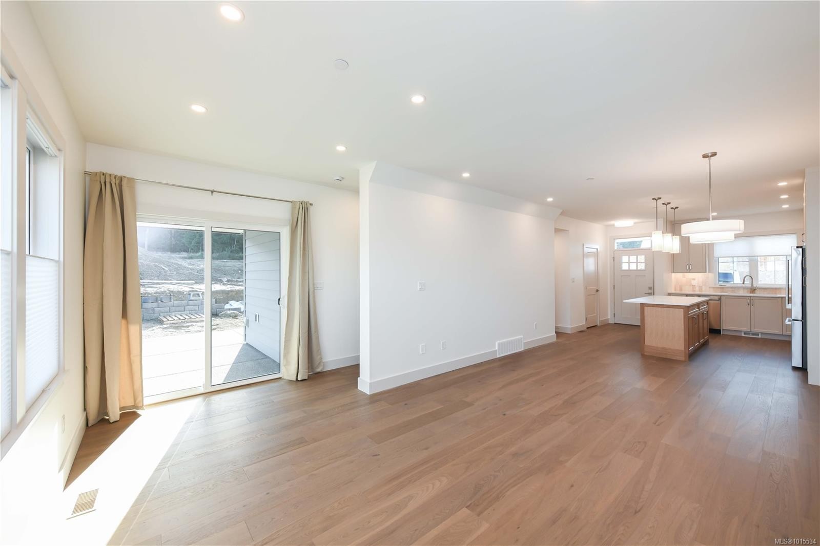 









695


Westminster

Blvd,
Courtenay,




BC
V9N 0E1

