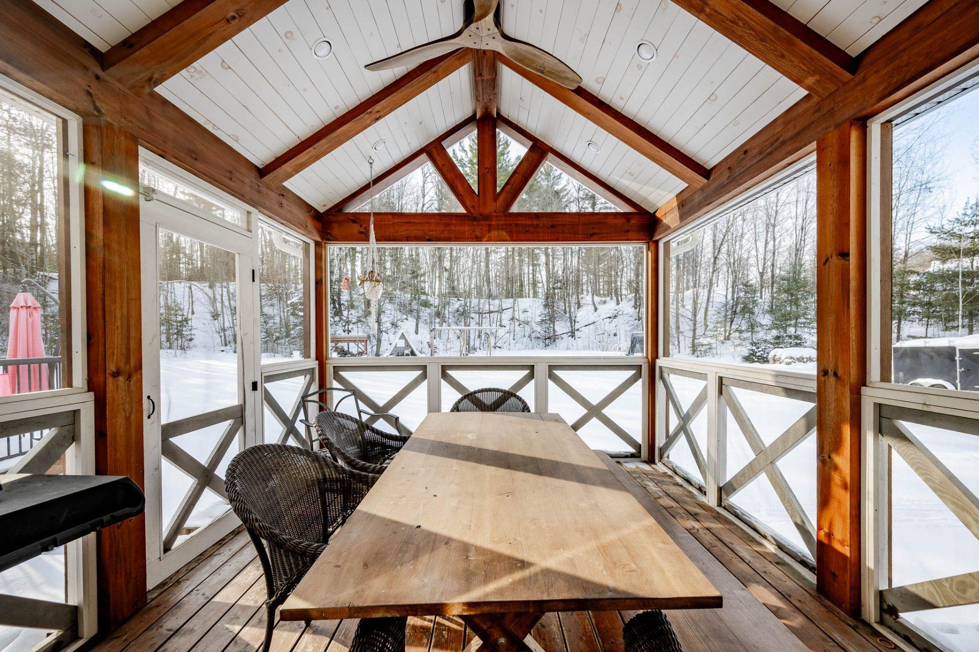 









6


Rue Armand

,
Compton,




QC
J0B1L0

