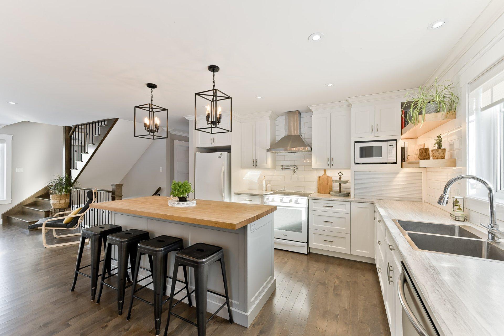 









6


Rue Armand

,
Compton,




QC
J0B1L0

