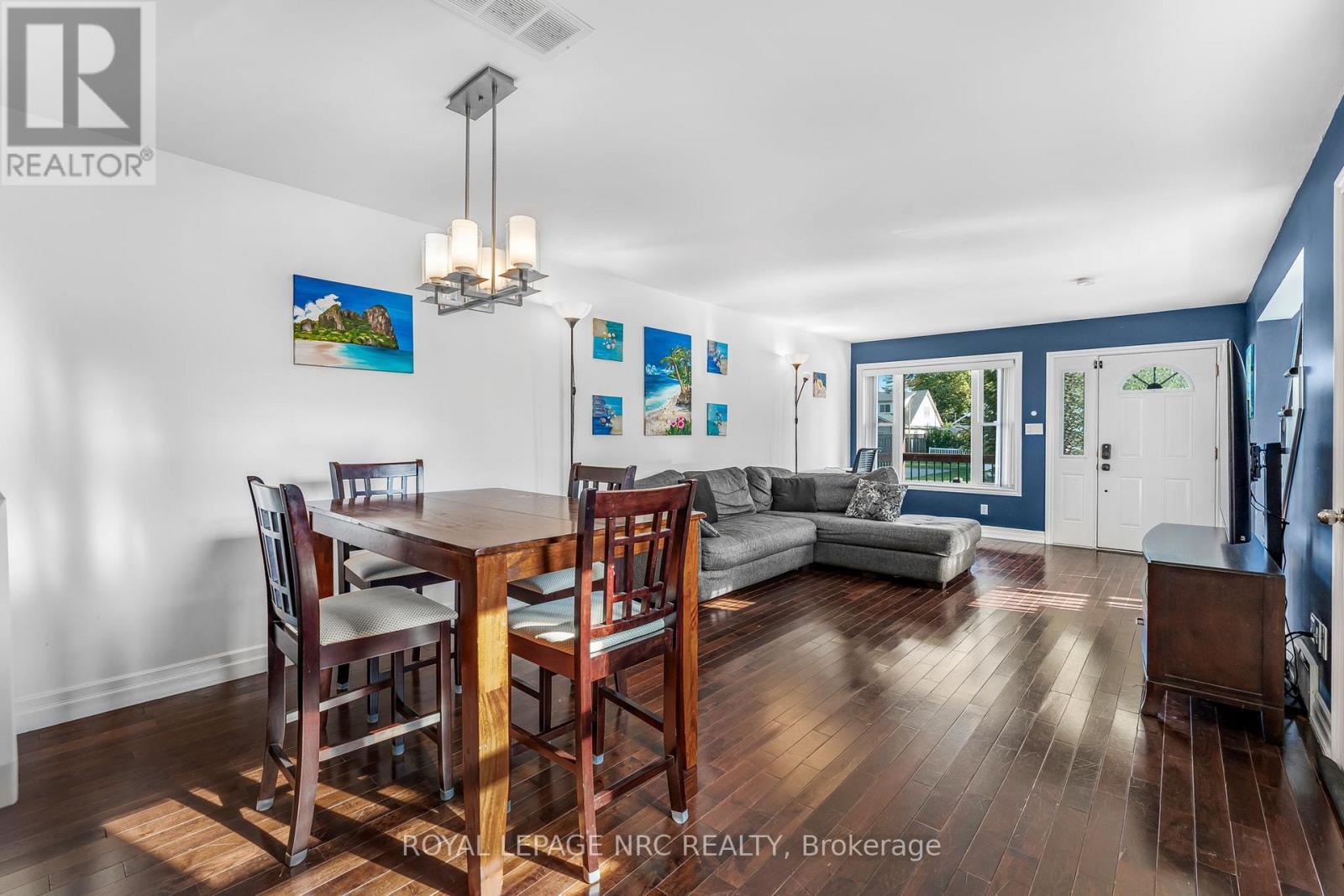 












12 LINCOLN ROAD E

,
Fort Erie (Crystal Beach),




Ontario
L0S1B0

