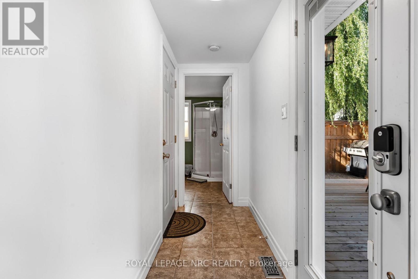 












12 LINCOLN ROAD E

,
Fort Erie (Crystal Beach),




Ontario
L0S1B0

