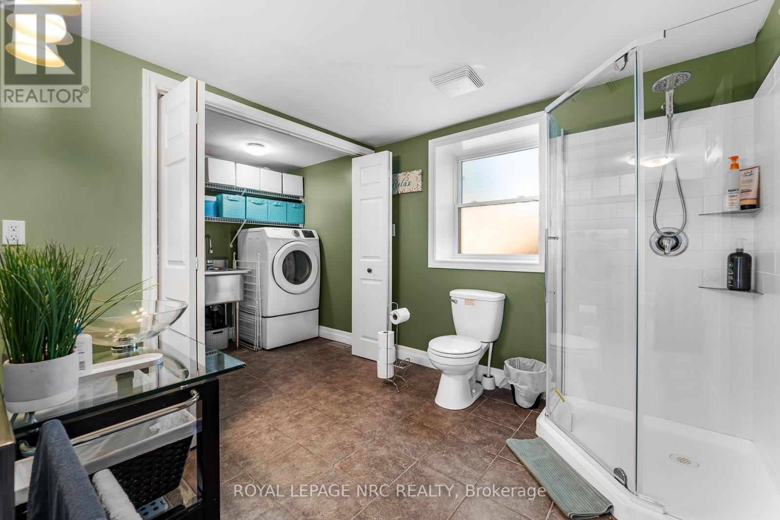 












12 LINCOLN ROAD E

,
Fort Erie (Crystal Beach),




Ontario
L0S1B0

