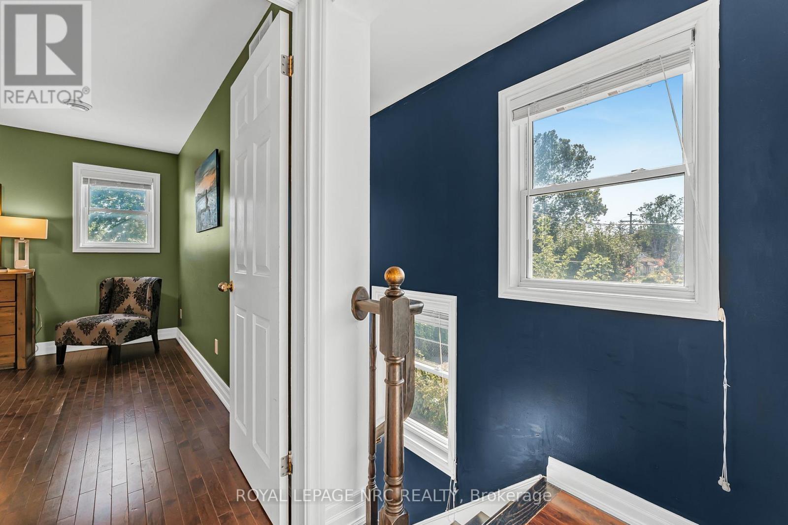 












12 LINCOLN ROAD E

,
Fort Erie (Crystal Beach),




Ontario
L0S1B0

