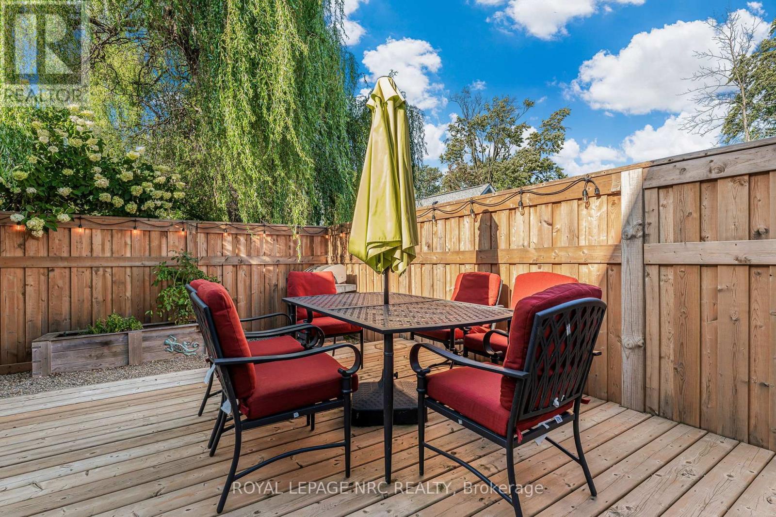 












12 LINCOLN ROAD E

,
Fort Erie (Crystal Beach),




Ontario
L0S1B0

