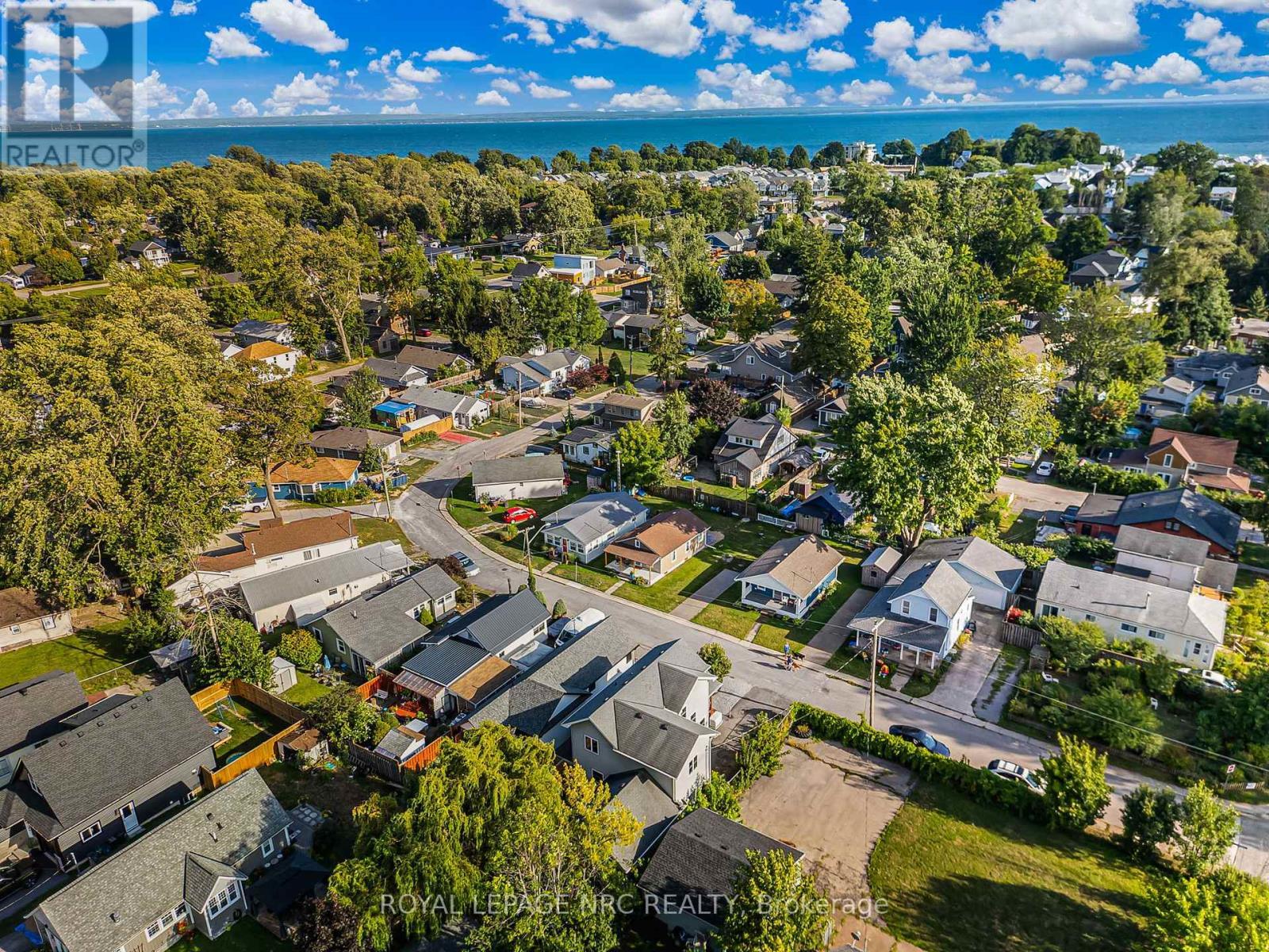 












12 LINCOLN ROAD E

,
Fort Erie (Crystal Beach),




Ontario
L0S1B0

