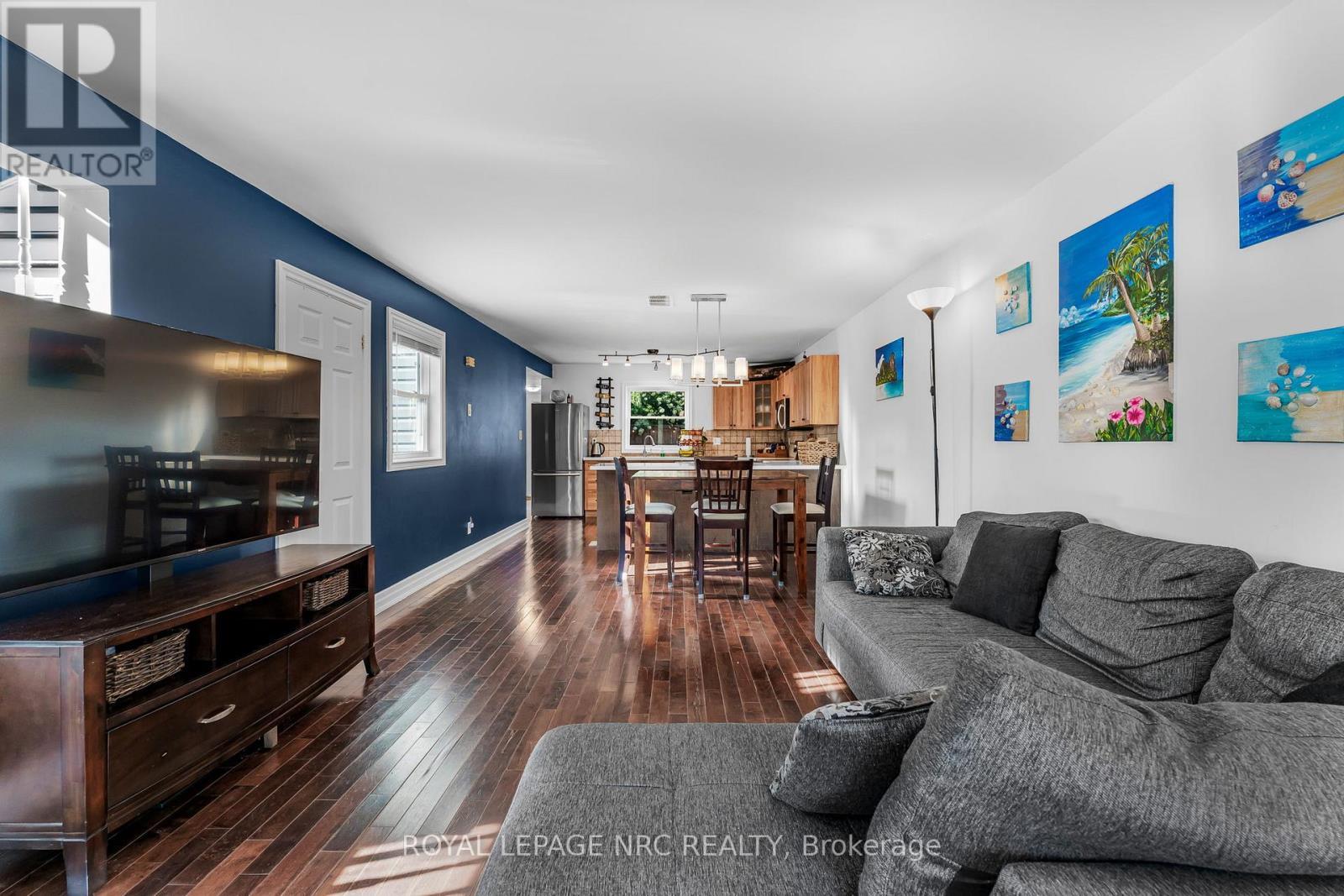 












12 LINCOLN ROAD E

,
Fort Erie (Crystal Beach),




Ontario
L0S1B0

