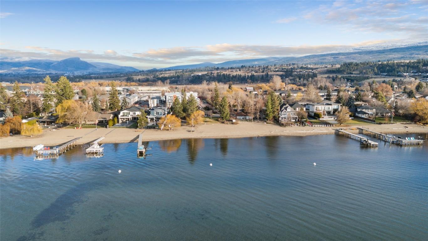 









4164


Lakeshore

Road,
Kelowna,




BC
V1W 1V9


