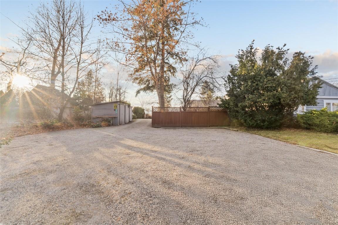 









4164


Lakeshore

Road,
Kelowna,




BC
V1W 1V9

