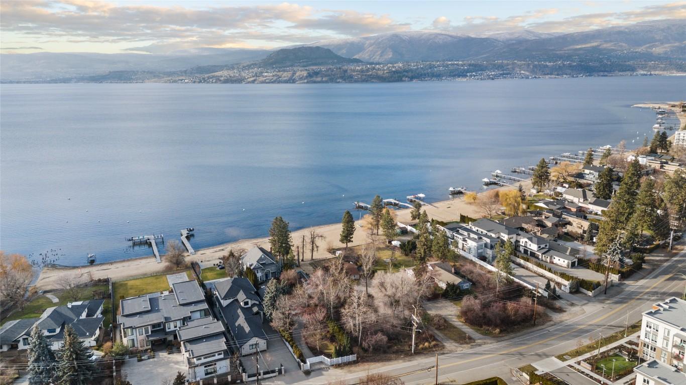 









4164


Lakeshore

Road,
Kelowna,




BC
V1W 1V9

