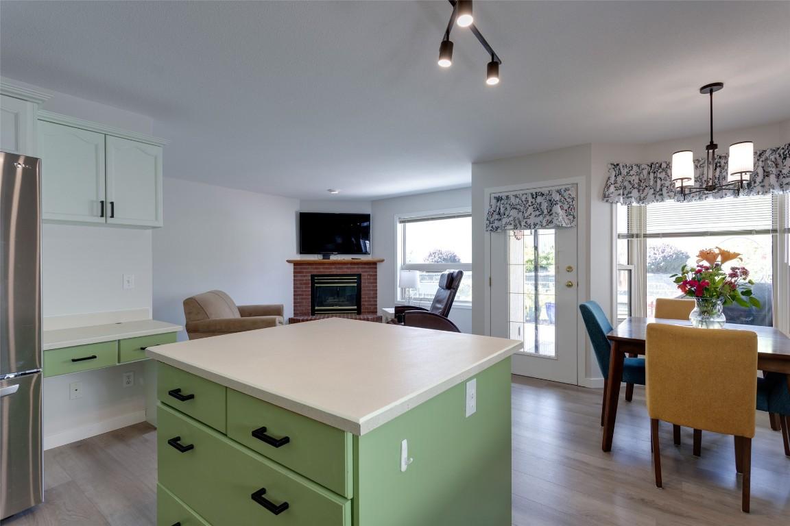 









2330


Butt

Road, 192,
Westbank,




BC
V4T 2L3

