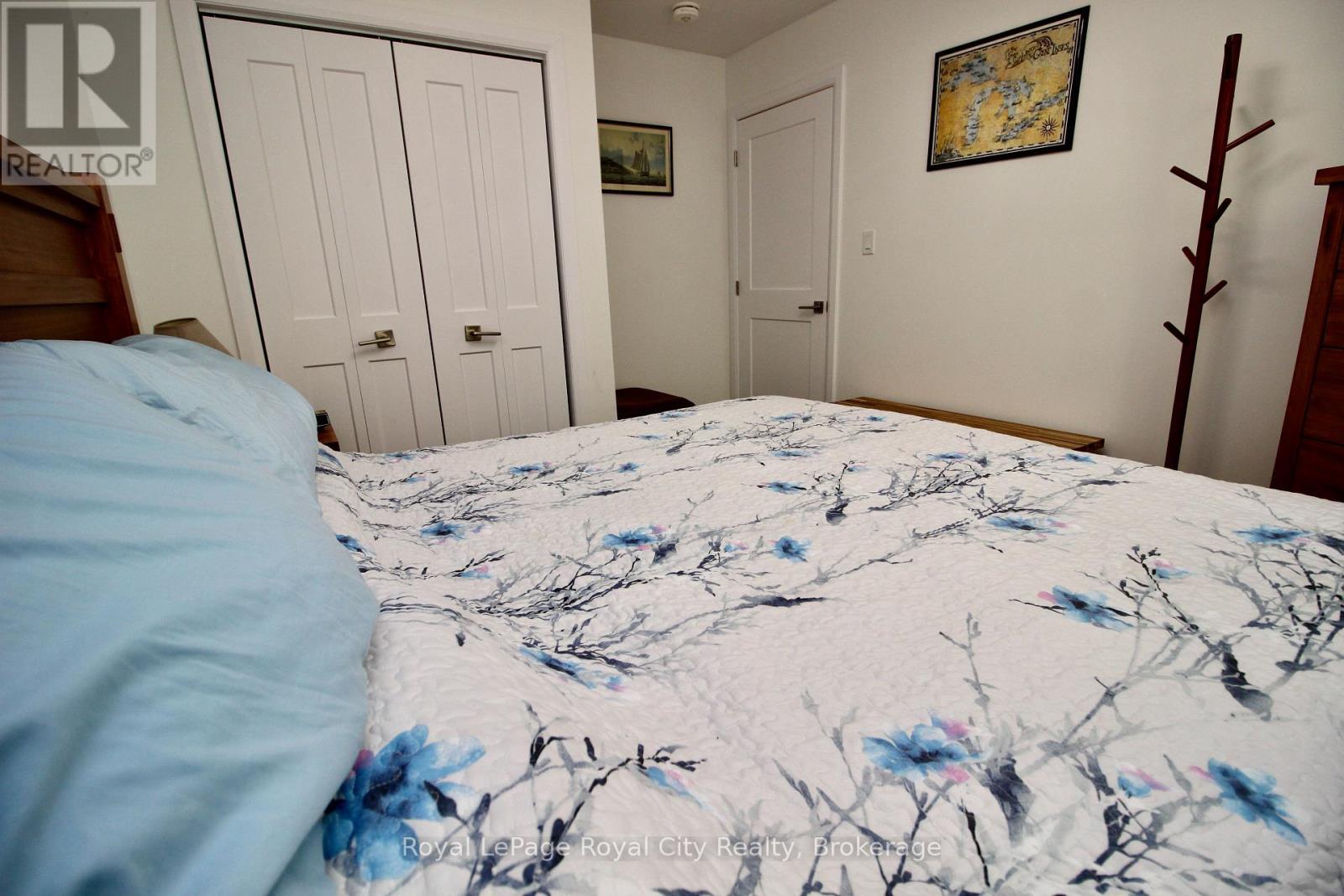 












134 MAPLE GOLF CRESCENT

,
Northern Bruce Peninsula,




Ontario
N0H2R0


