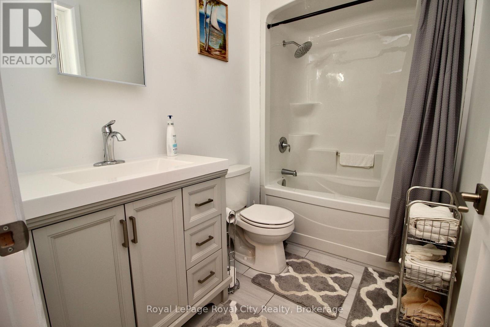 












134 MAPLE GOLF CRESCENT

,
Northern Bruce Peninsula,




Ontario
N0H2R0

