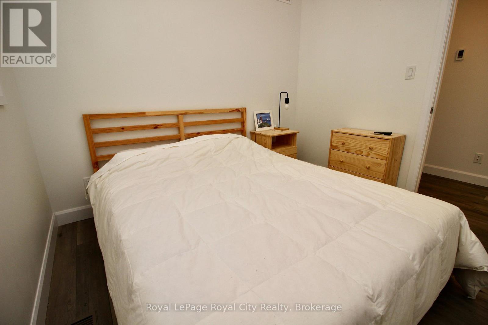 












134 MAPLE GOLF CRESCENT

,
Northern Bruce Peninsula,




Ontario
N0H2R0

