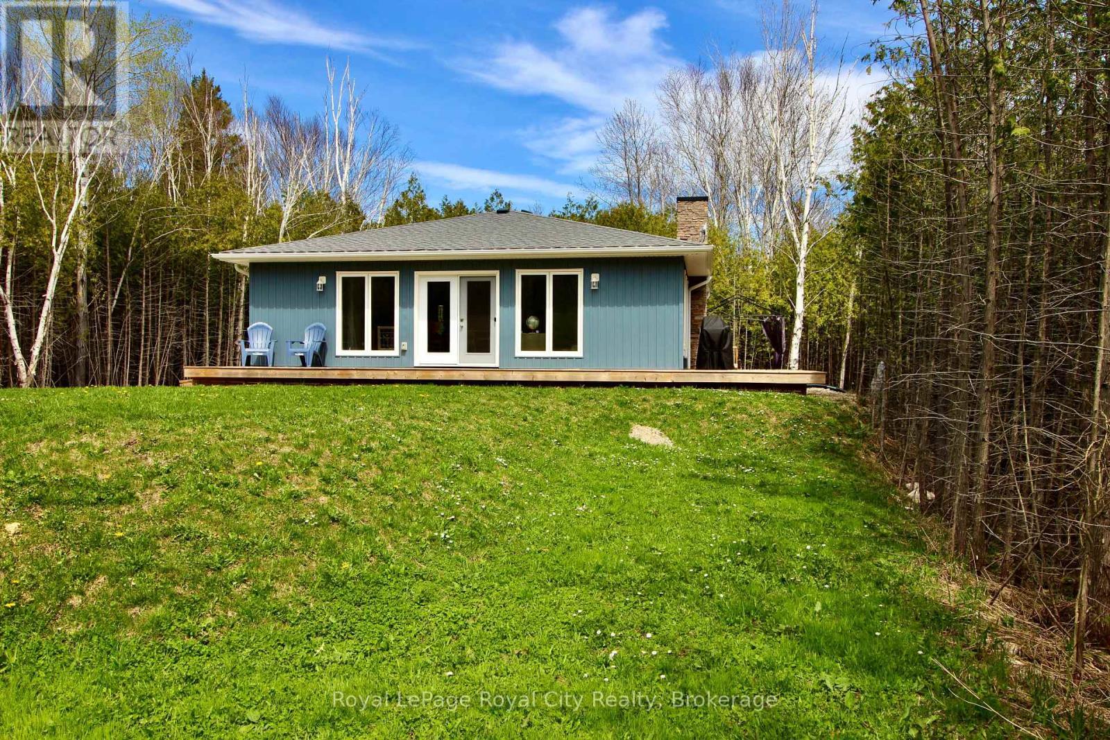 












134 MAPLE GOLF CRESCENT

,
Northern Bruce Peninsula,




Ontario
N0H2R0

