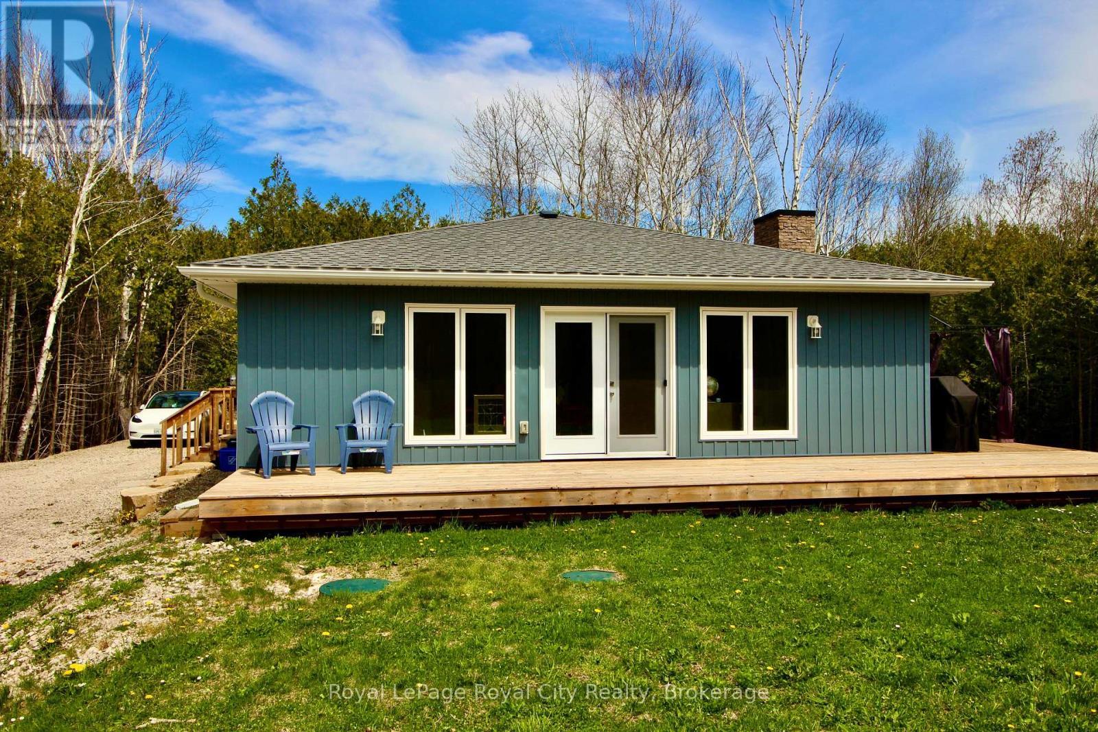












134 MAPLE GOLF CRESCENT

,
Northern Bruce Peninsula,




Ontario
N0H2R0

