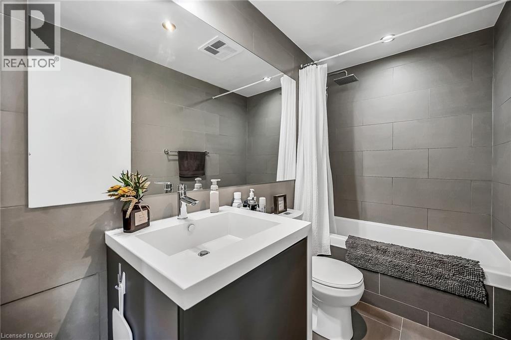 












1201 DUNDAS Street E Unit# 902

,
Toronto,




Ontario
M4M1S2

