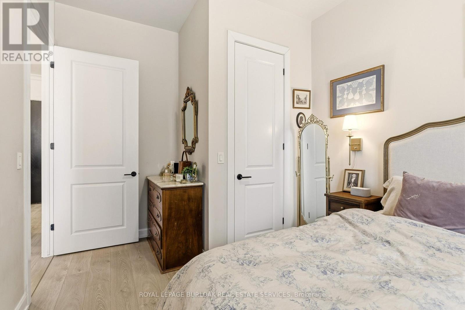 












102 - 3200 WILLIAM COLTSON AVENUE

,
Oakville,




Ontario
L6H7W6

