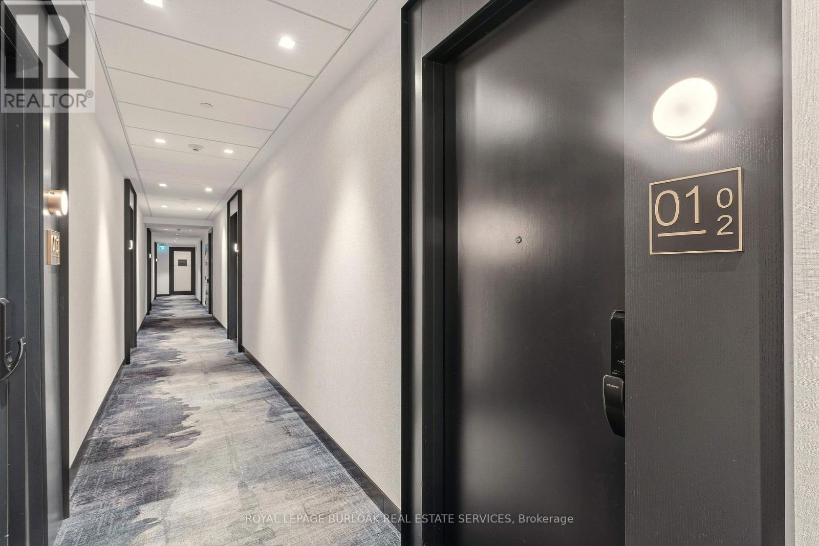 












102 - 3200 WILLIAM COLTSON AVENUE

,
Oakville,




Ontario
L6H7W6

