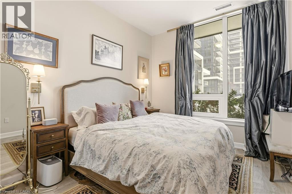 












3200 WILLIAM COLTSON Avenue Unit# 102

,
Oakville,




Ontario
L6H7W6

