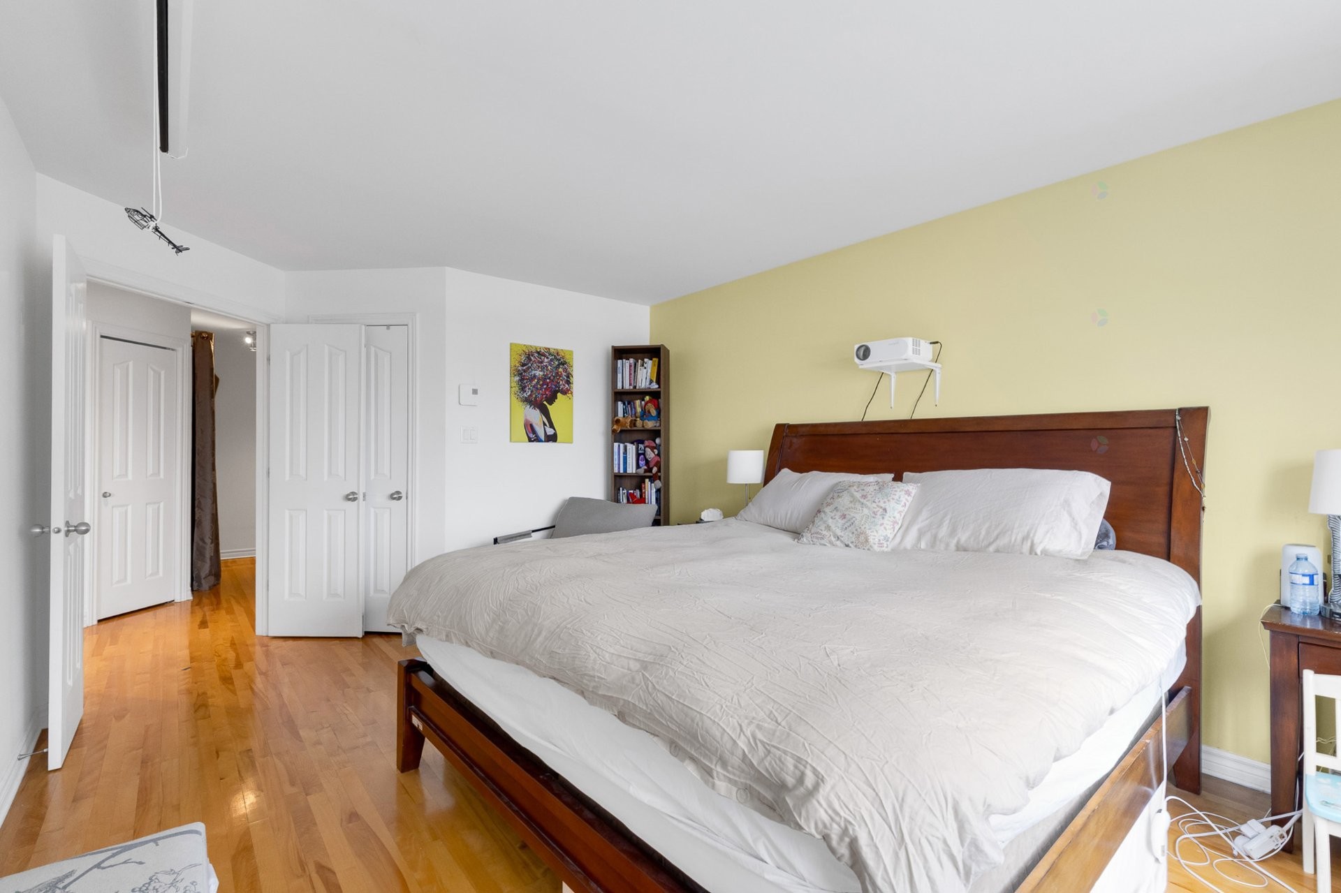









3729Z


Rue Céline-Marier

,
Montréal (Saint-Laurent),




QC
H4R3N3

