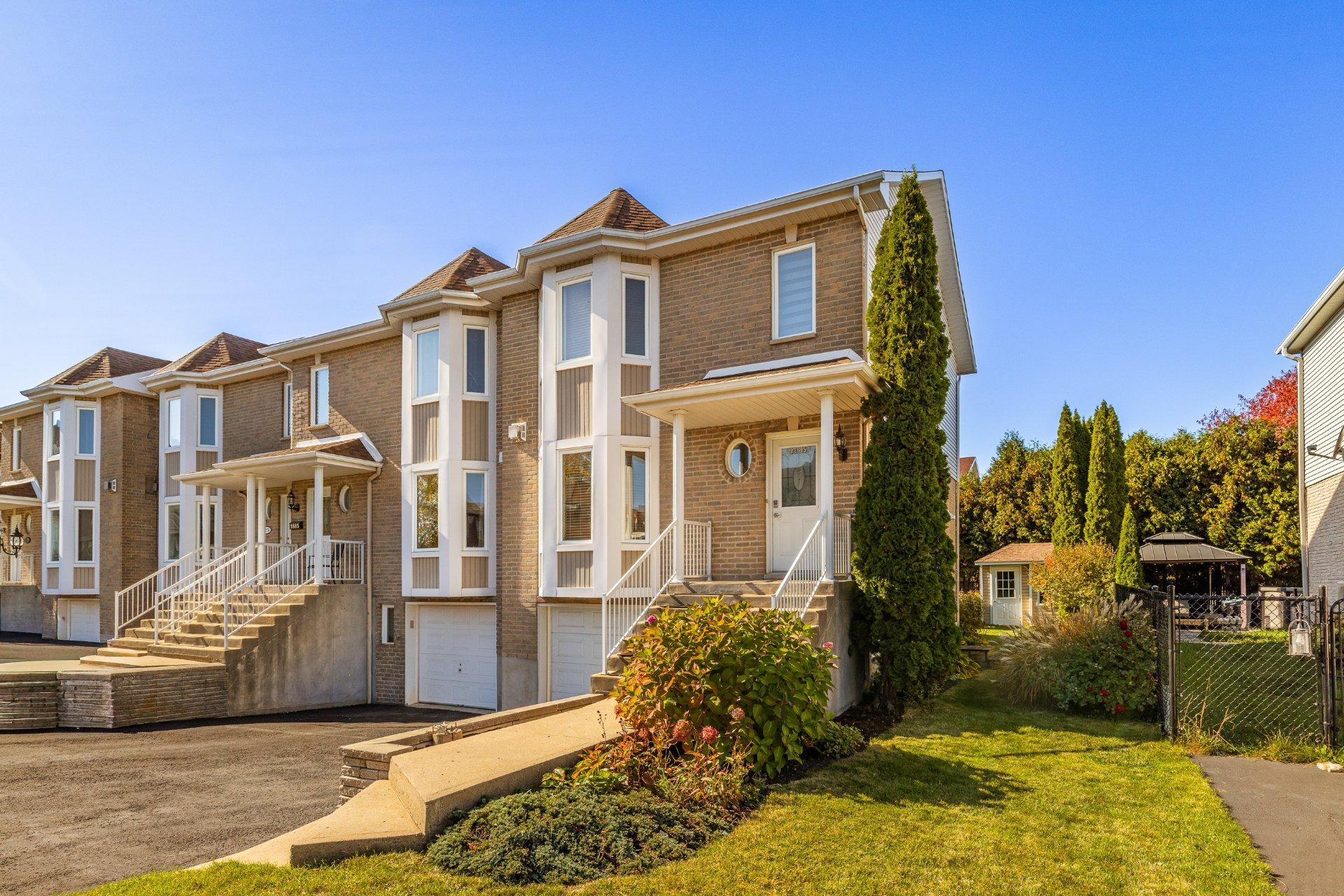 









9895


Rue Riverin

,
Brossard,




QC
J4X2W1

