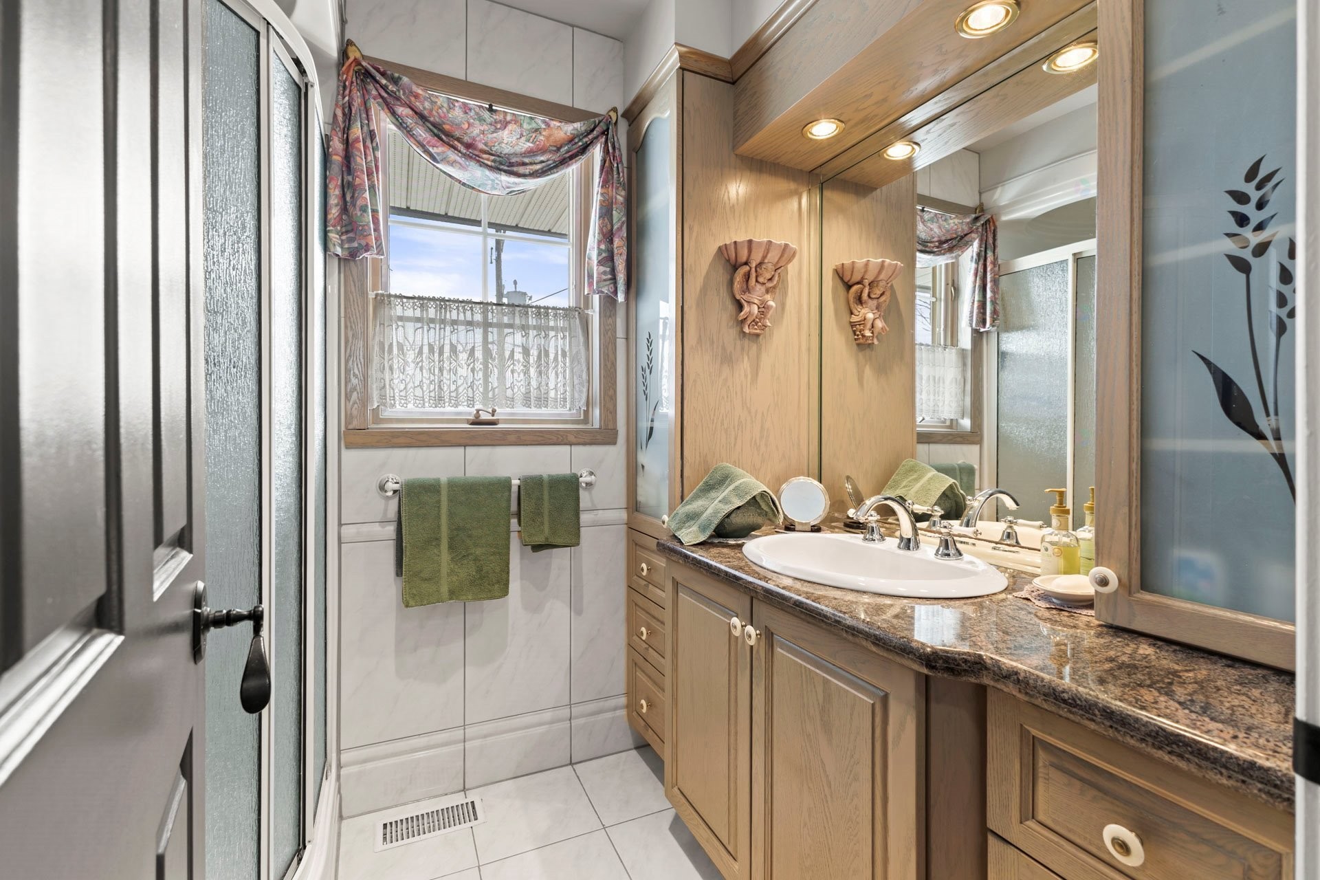 









315


Rue Boivin

,
Montréal (L'Île-Bizard/Sainte-Geneviève),




QC
H9C2B2

