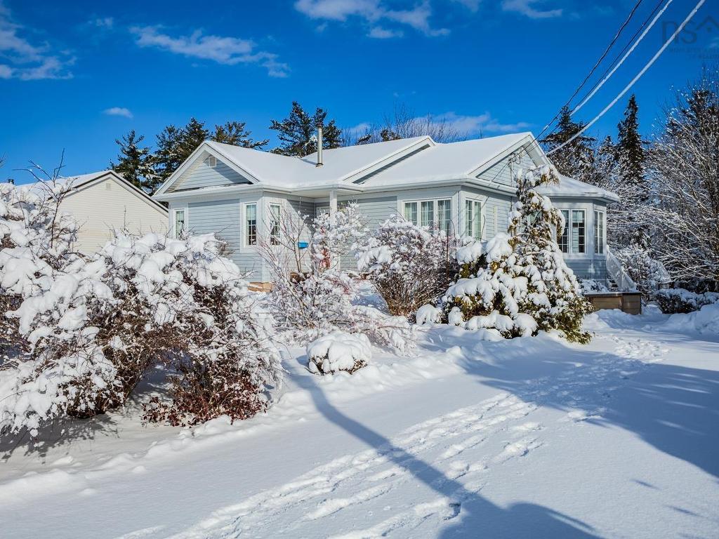 












40 Silverwood Dr.

,
Valley,




NS
B2N 6Y6

