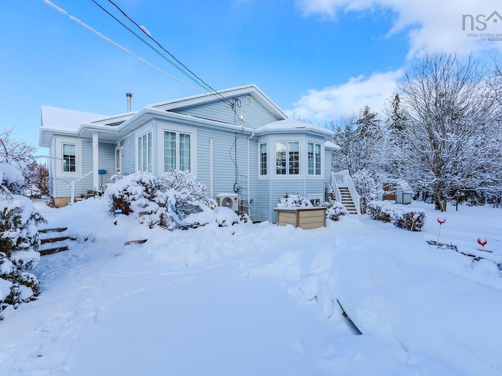 












40 Silverwood Dr.

,
Valley,




NS
B2N 6Y6

