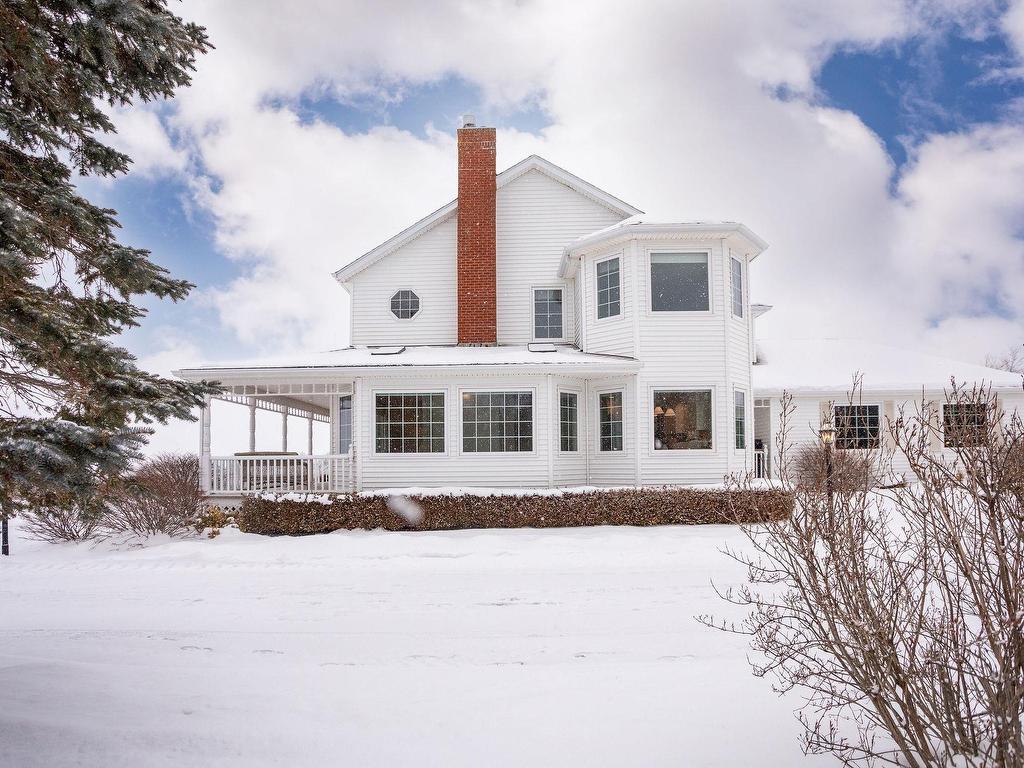












21 Spruce Lane

,
Stratford,




PE
C1B 1M9

