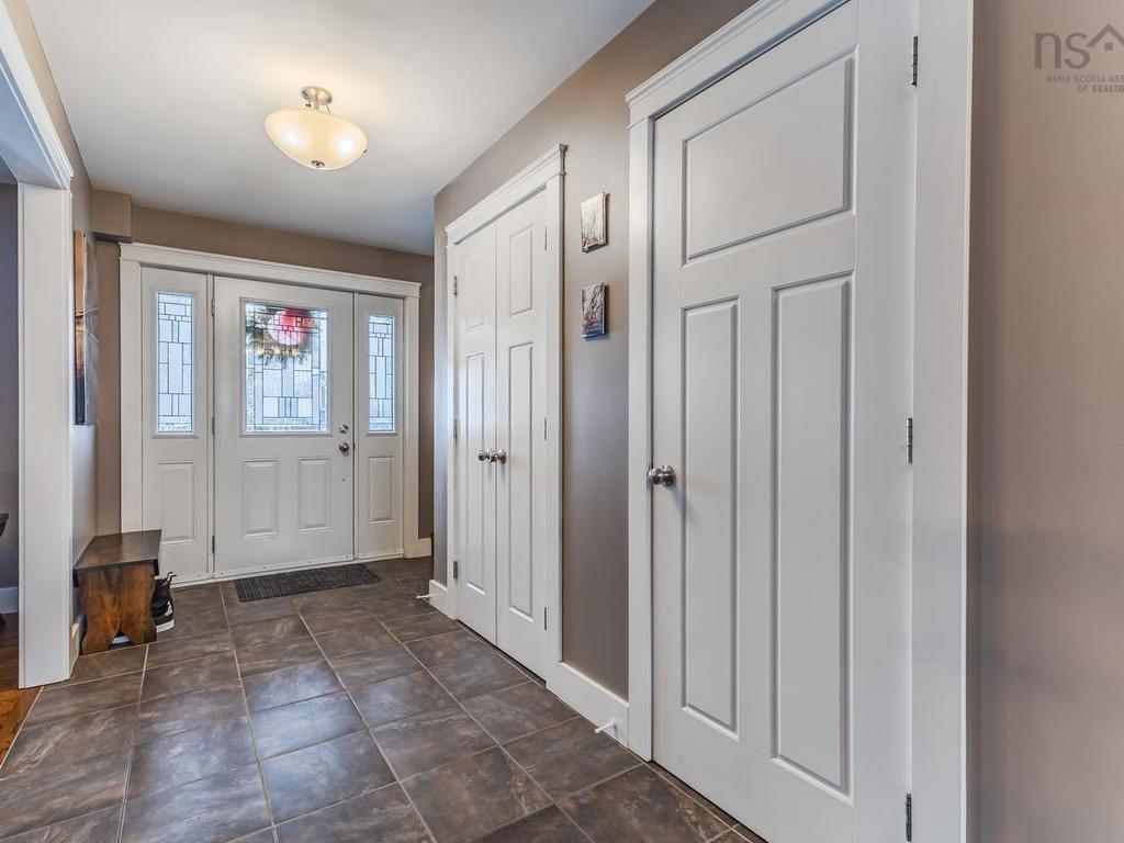 












80 Burris Drive

,
Valley,




NS
B6L 3B6

