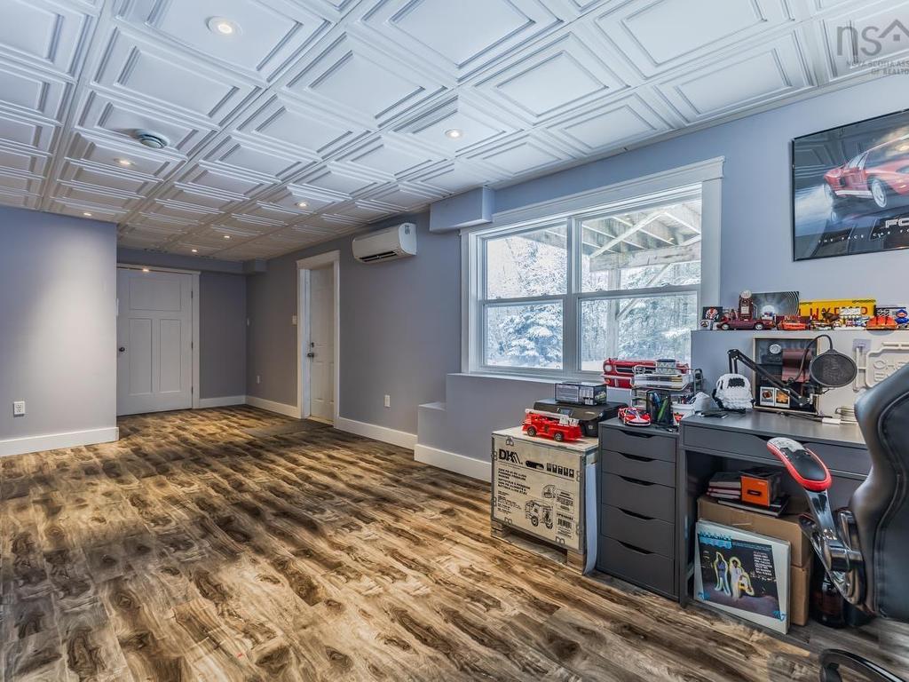 












80 Burris Drive

,
Valley,




NS
B6L 3B6

